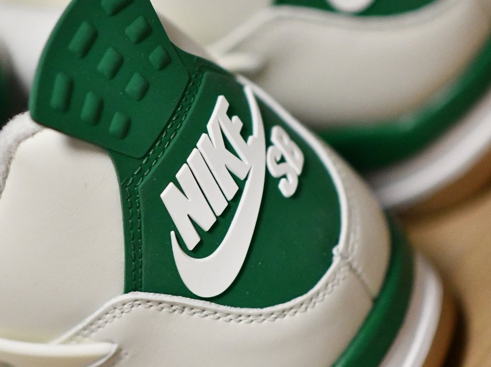 Jordan 4 x Nike SB Retro SP Pine Green 착용 스타일 - 2