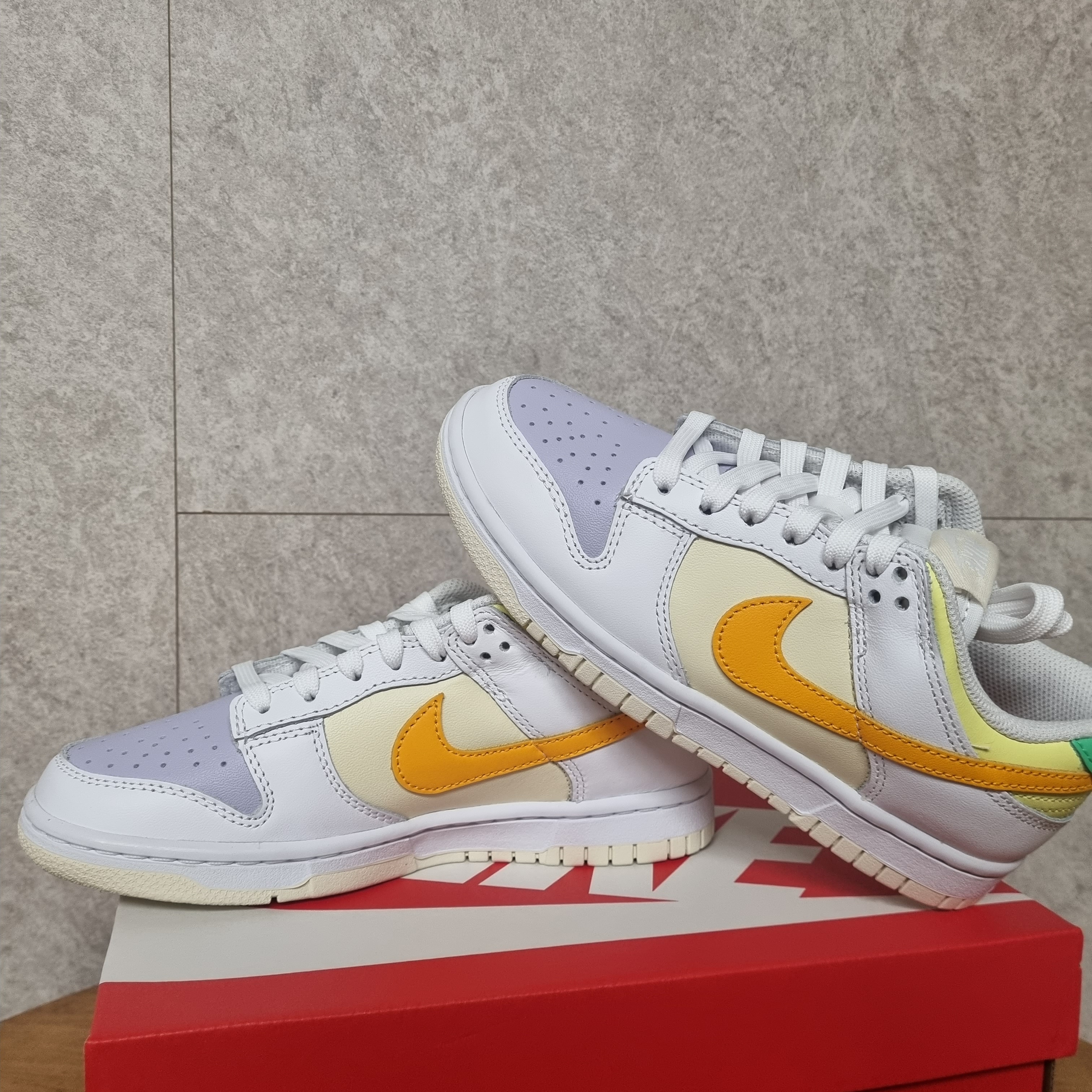 (W) Nike Dunk Low Spring Mix 착용 스타일 - 1