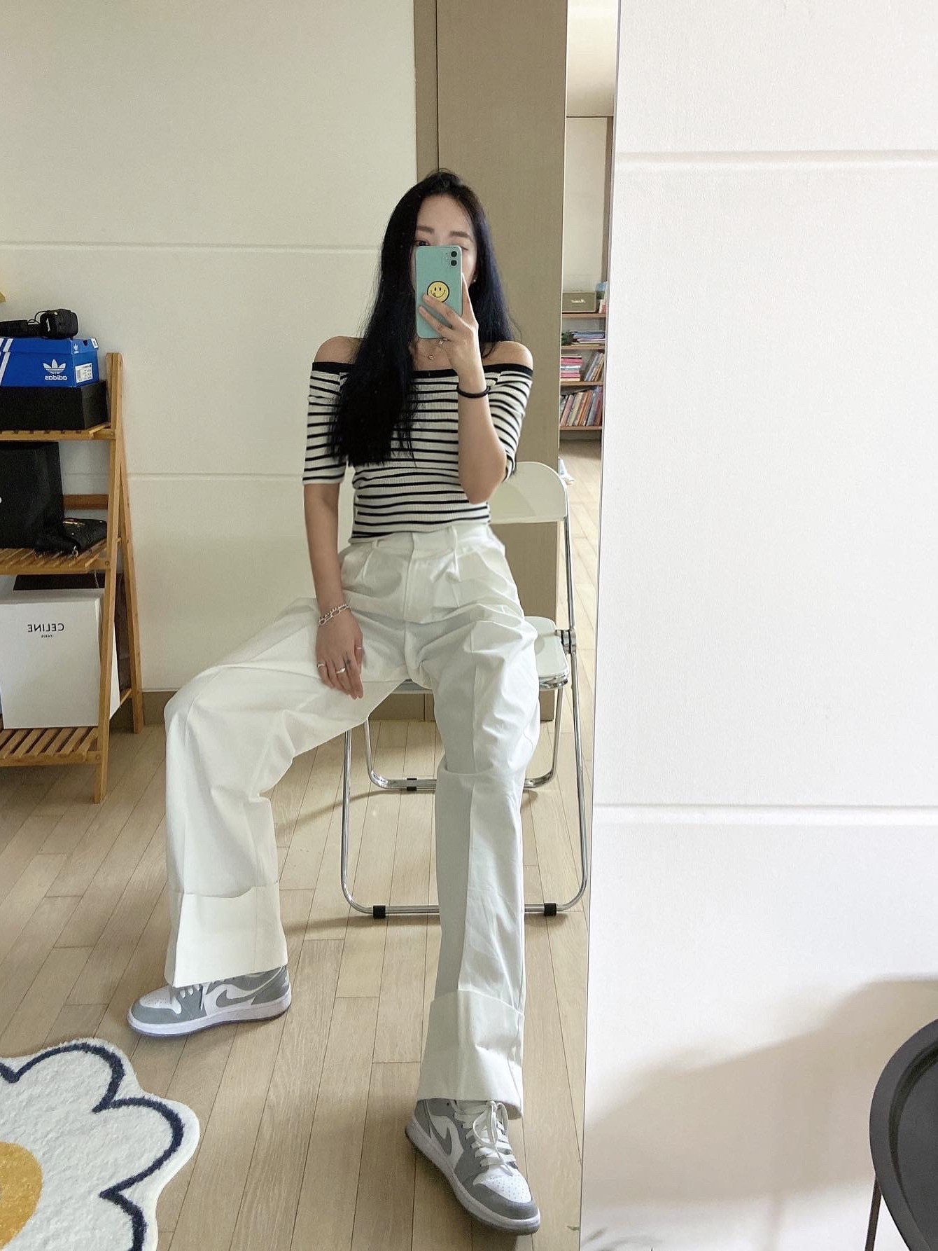 (W) Jordan 1 Low White Wolf Grey 착용 스타일 - 2