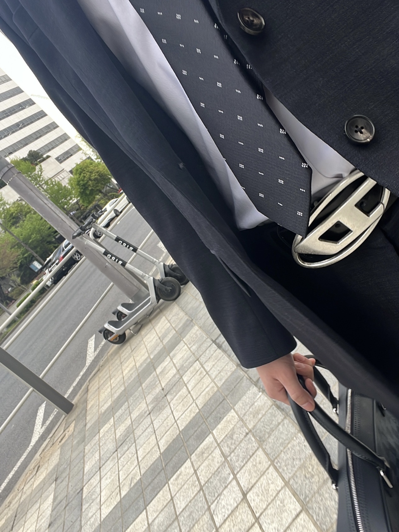 Diesel B-1DR Leather Belt with D Buckle Black 착용 스타일 - 1