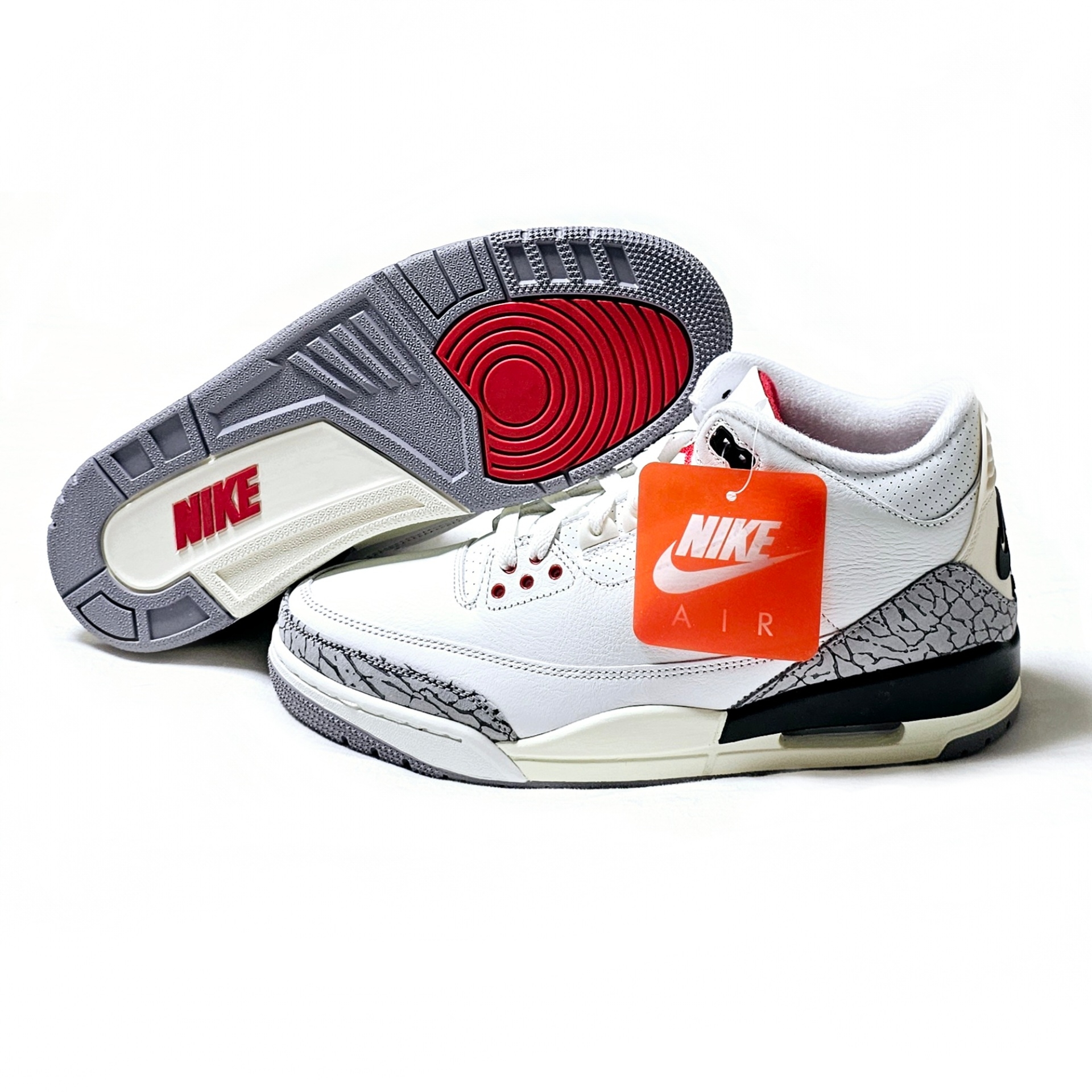 Jordan 3 Retro White Cement Reimagined 착용 스타일 - 2