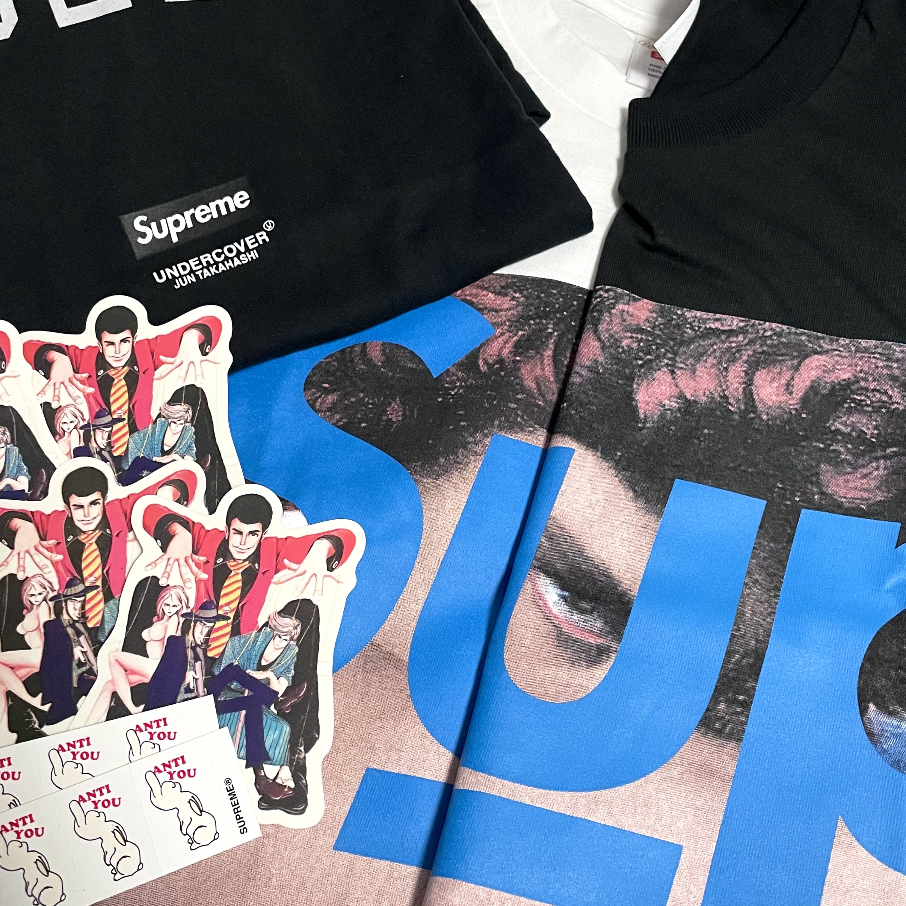 Supreme x Undercover Face T-Shirt Black - 23SS, Supreme x Undercover Face T-Shirt White - 23SS 착용 스타일