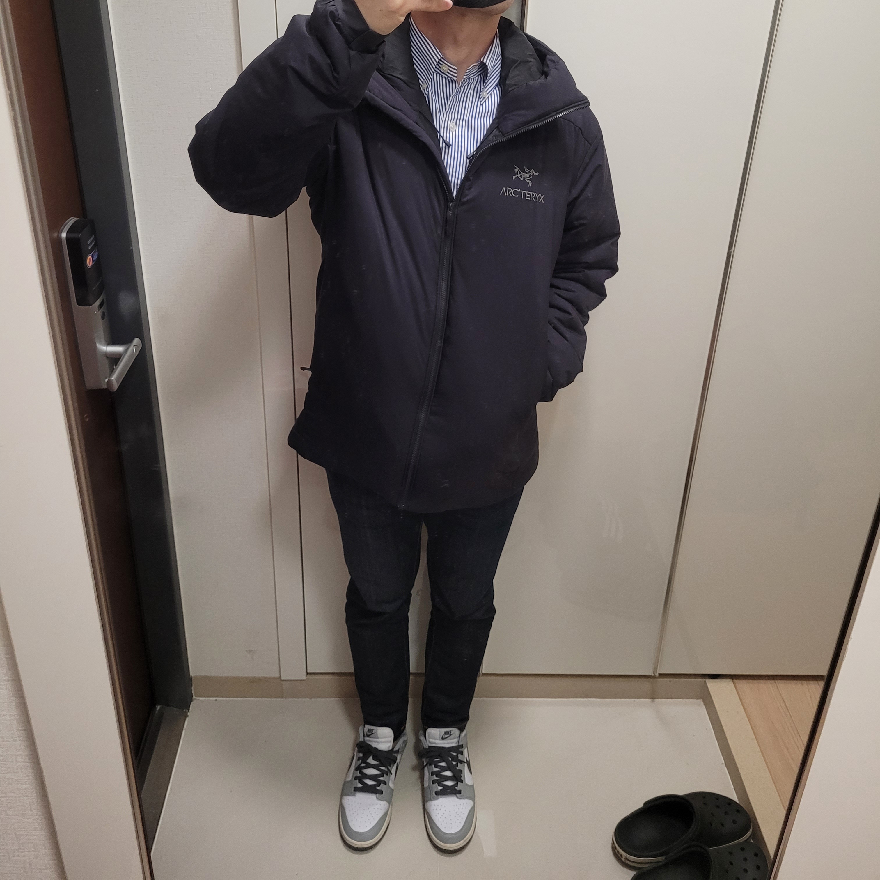 (W) Nike Dunk Low Light Smoke Grey, Arc'teryx Atom AR Hoody Black 착용 스타일