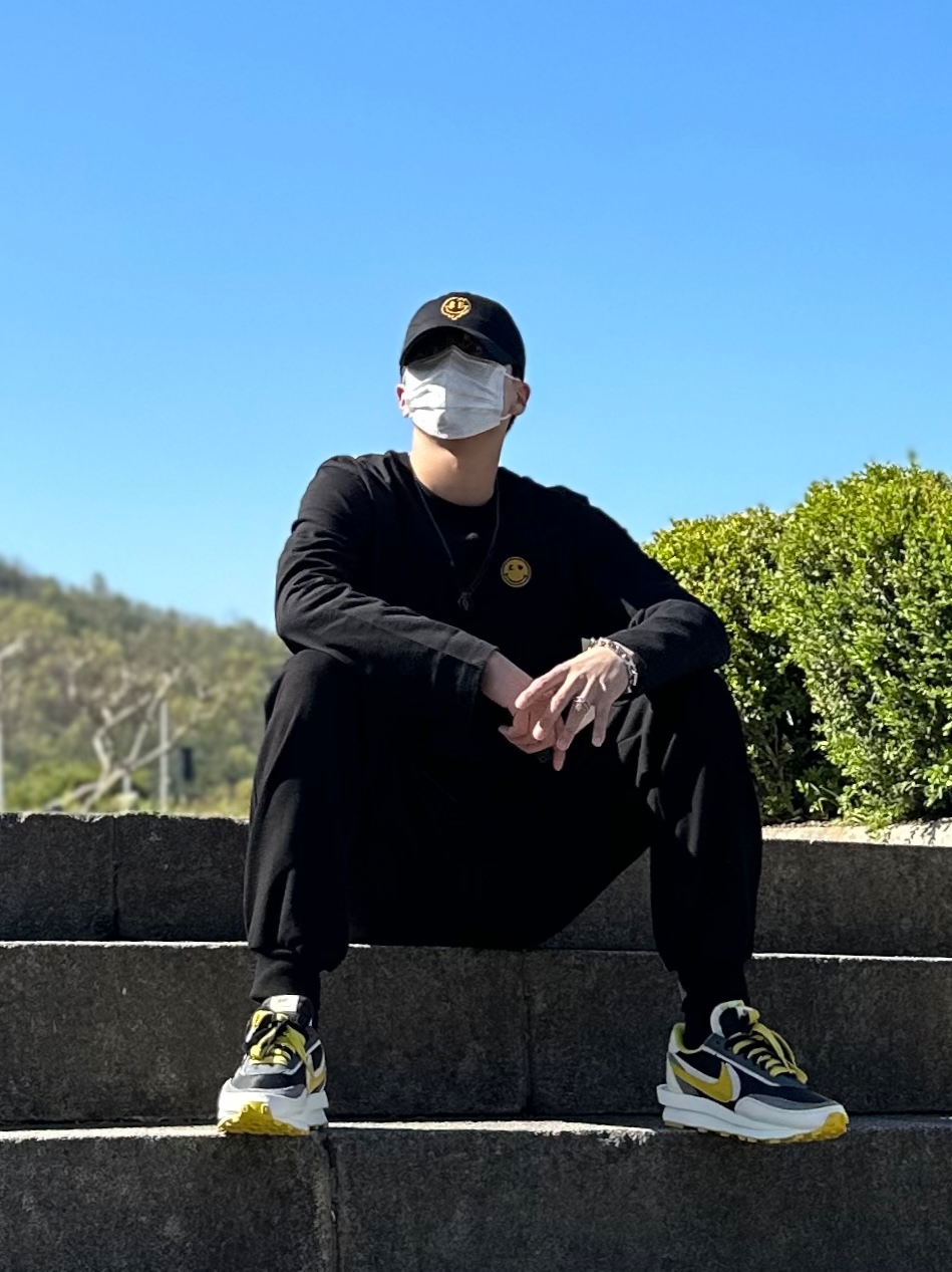 Nike x Sacai x Undercover LDWaffle Black Bright Citron 착용 스타일 - 3