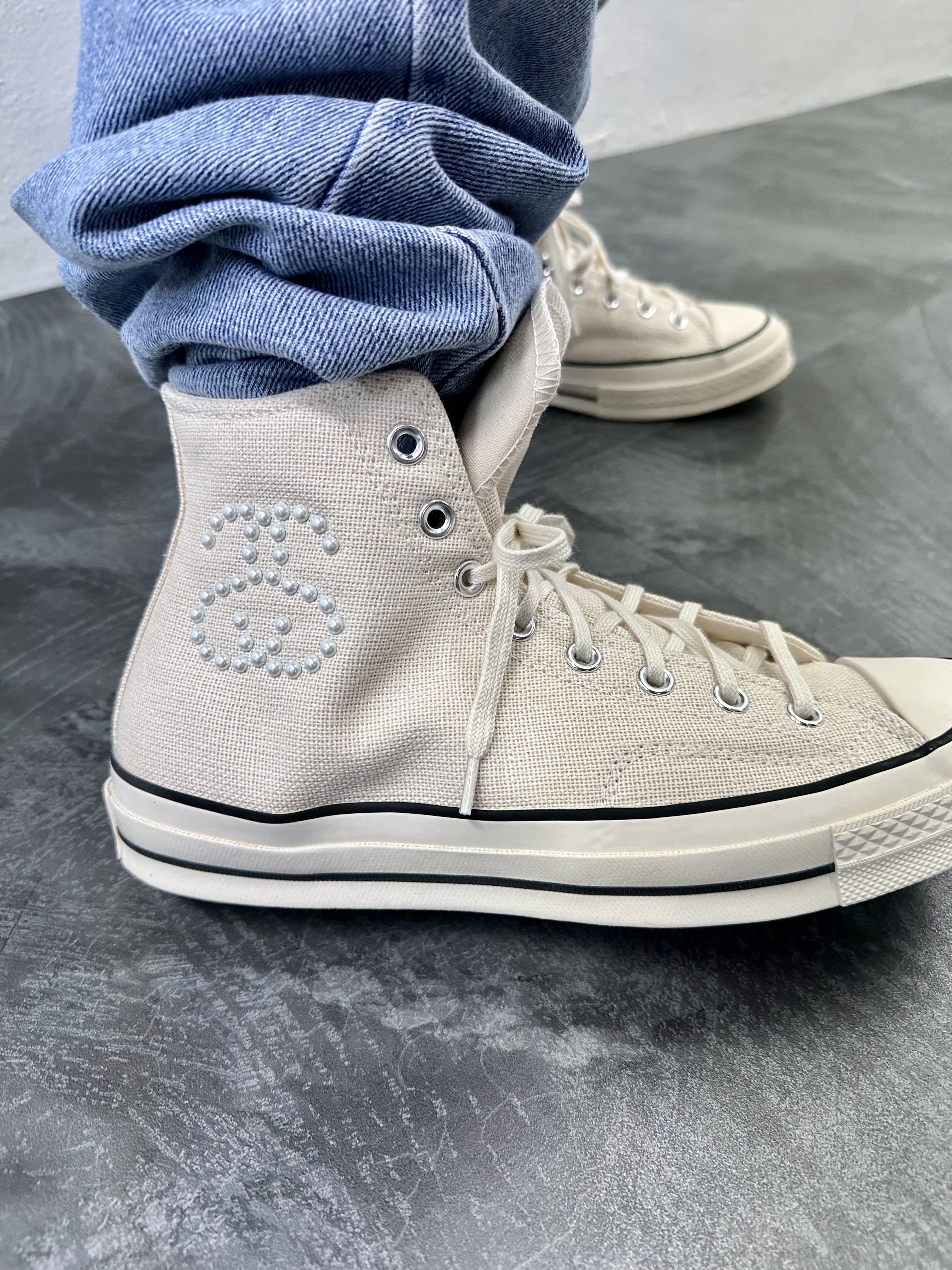 Converse x Stussy Chuck 70 High Natural Ivory 착용 스타일