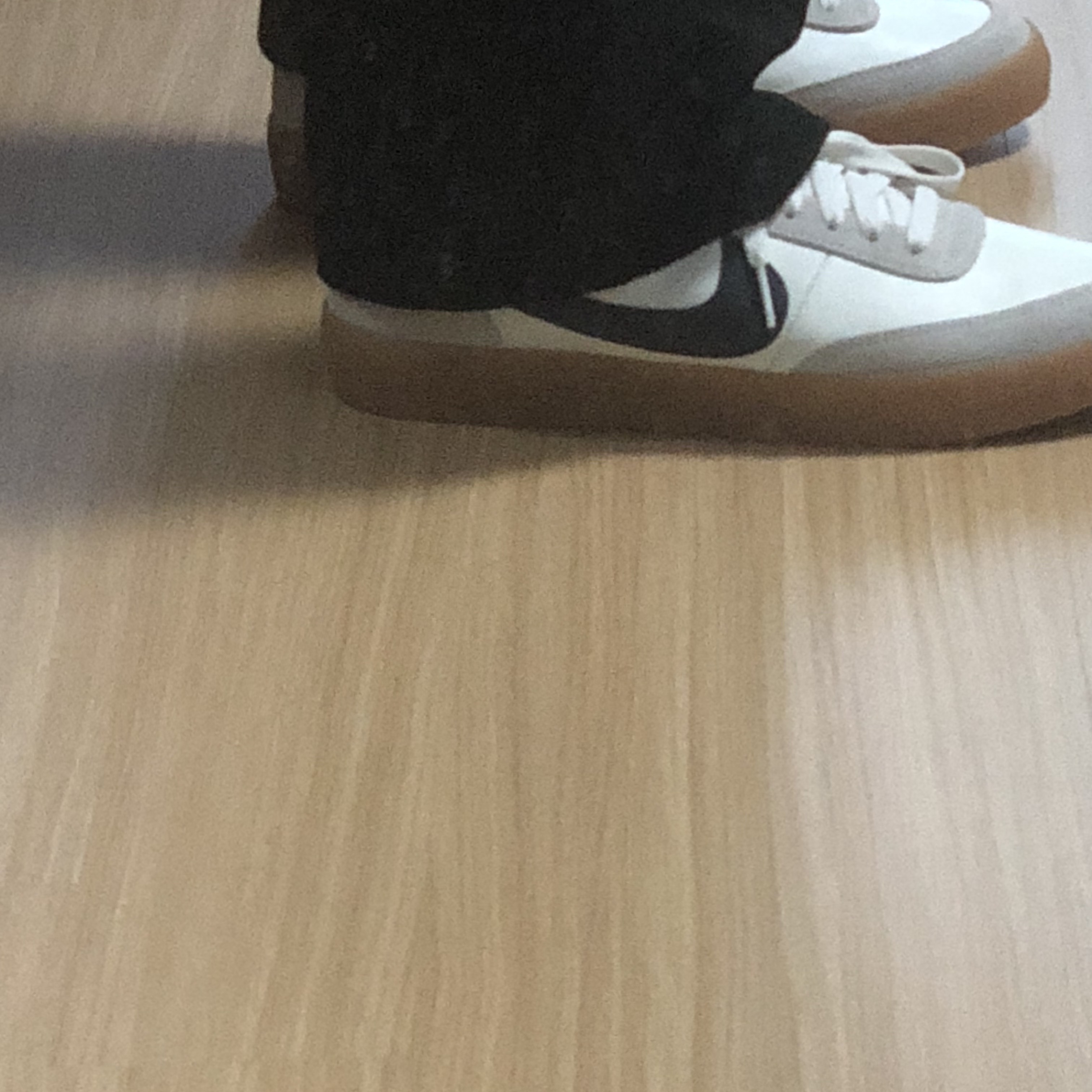 Nike x J.Crew Killshot 2 Sail Midnight Navy 착용 스타일