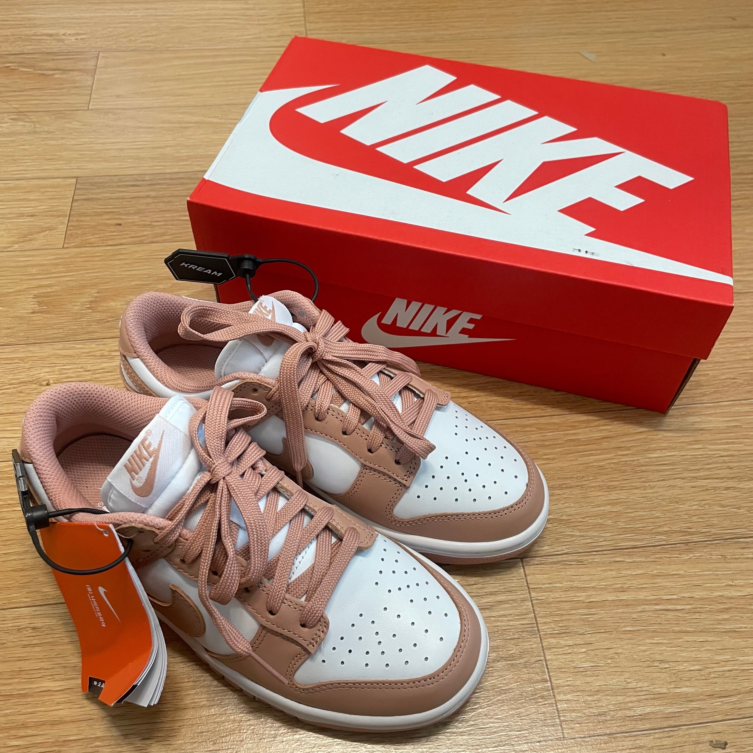 (W) Nike Dunk Low Rose Whisper 착용 스타일 - 1