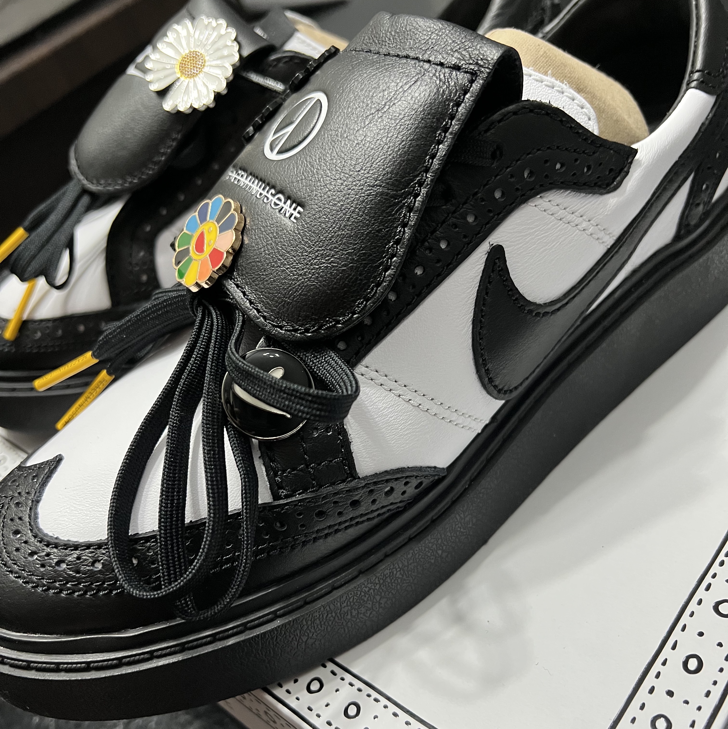 Nike x Peaceminusone Kwondo1 Black and White 착용 스타일 - 2