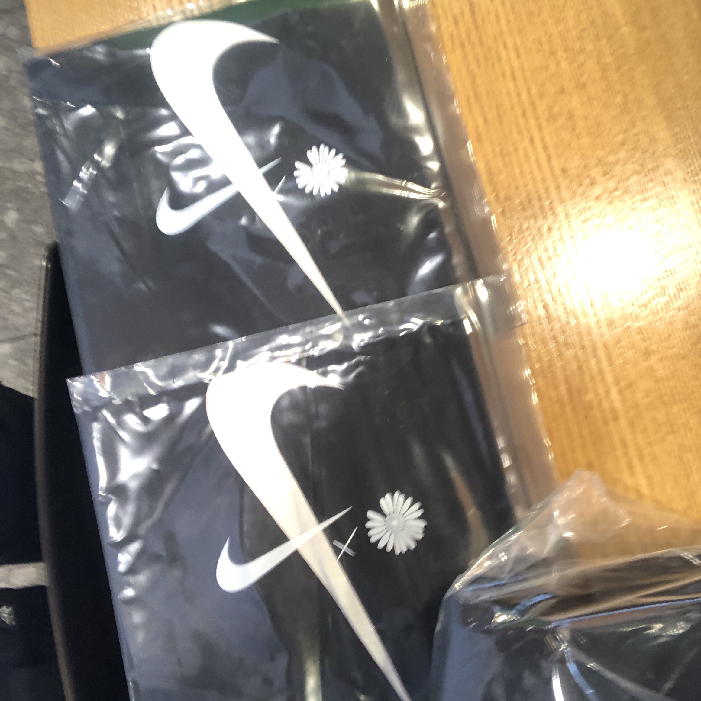 Nike x Peaceminusone Wide Pants Black (DR0096-010) 착용 스타일 - 2