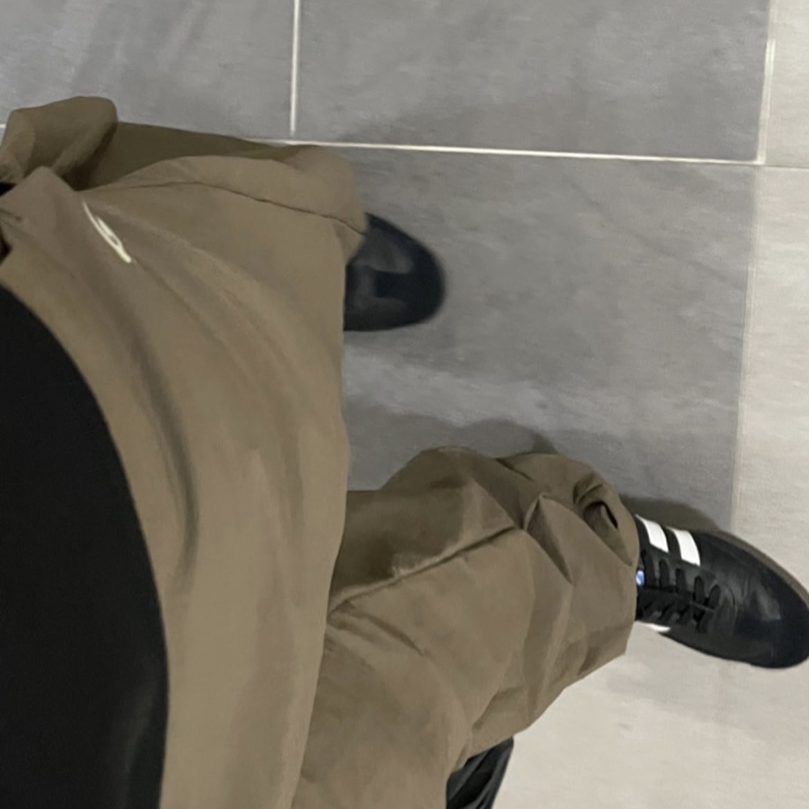 Adidas Samba OG Black White Gum, Sansan Gear Side Snap Pants Brown - 22FW 착용 스타일
