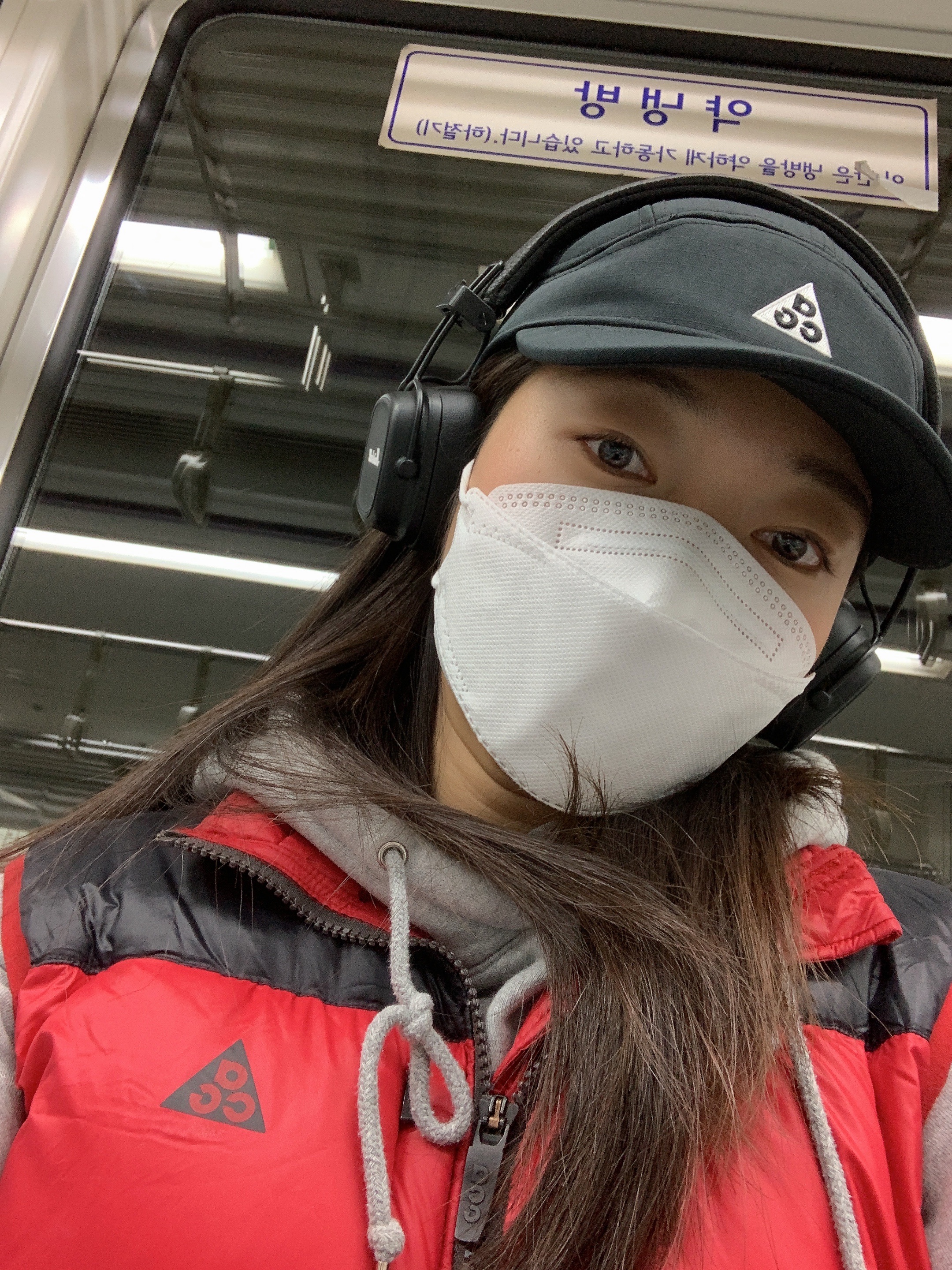Marshall Major IV Black (Korean Ver.), Nike NRG ACG Tailwind Cap Black 착용 스타일 - 2