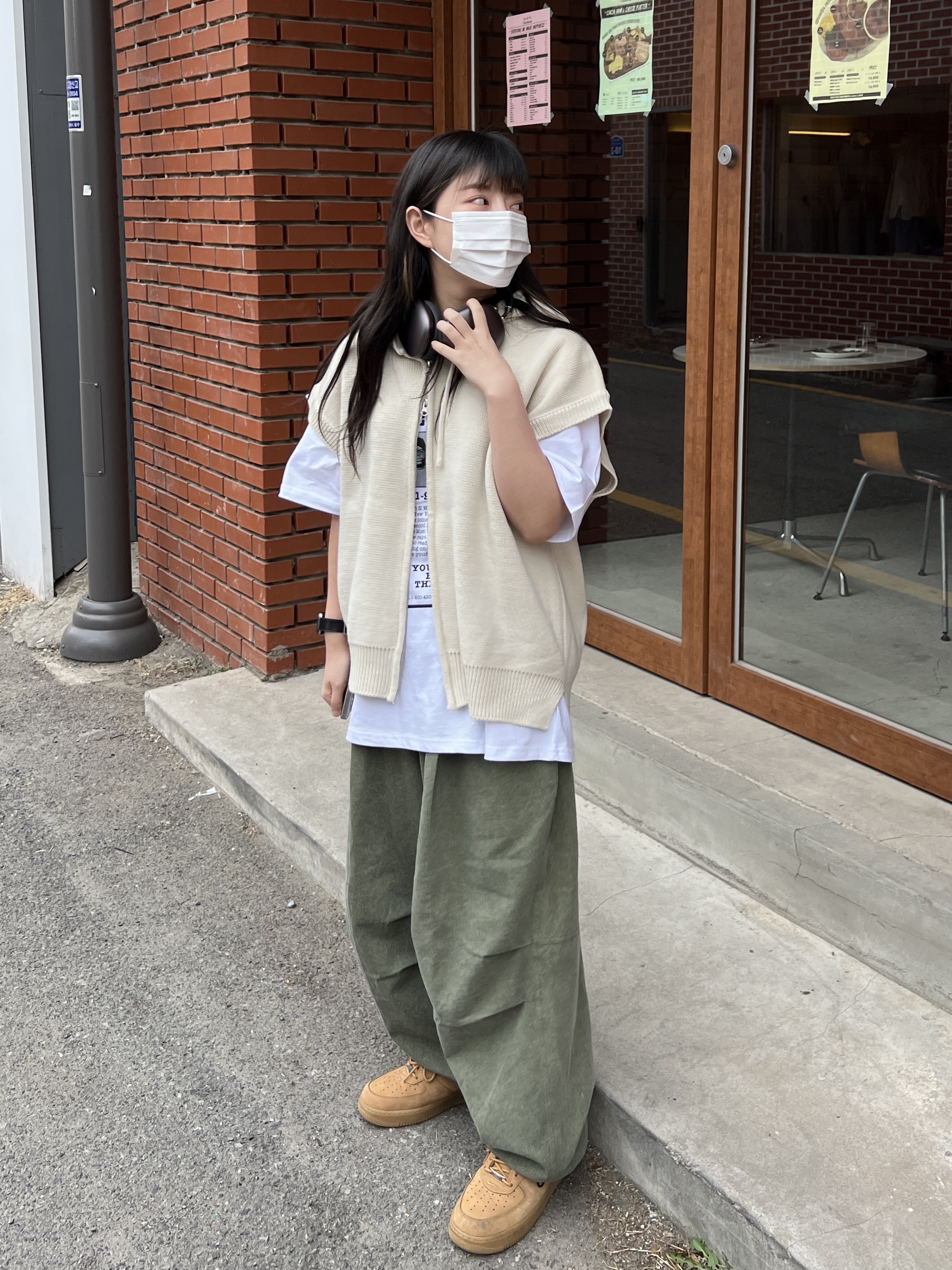 Apple AirPods Max Lightning Space Gray (Korean Ver.), Nike x Supreme Air Force 1 Low Flax 착용 스타일 - 5