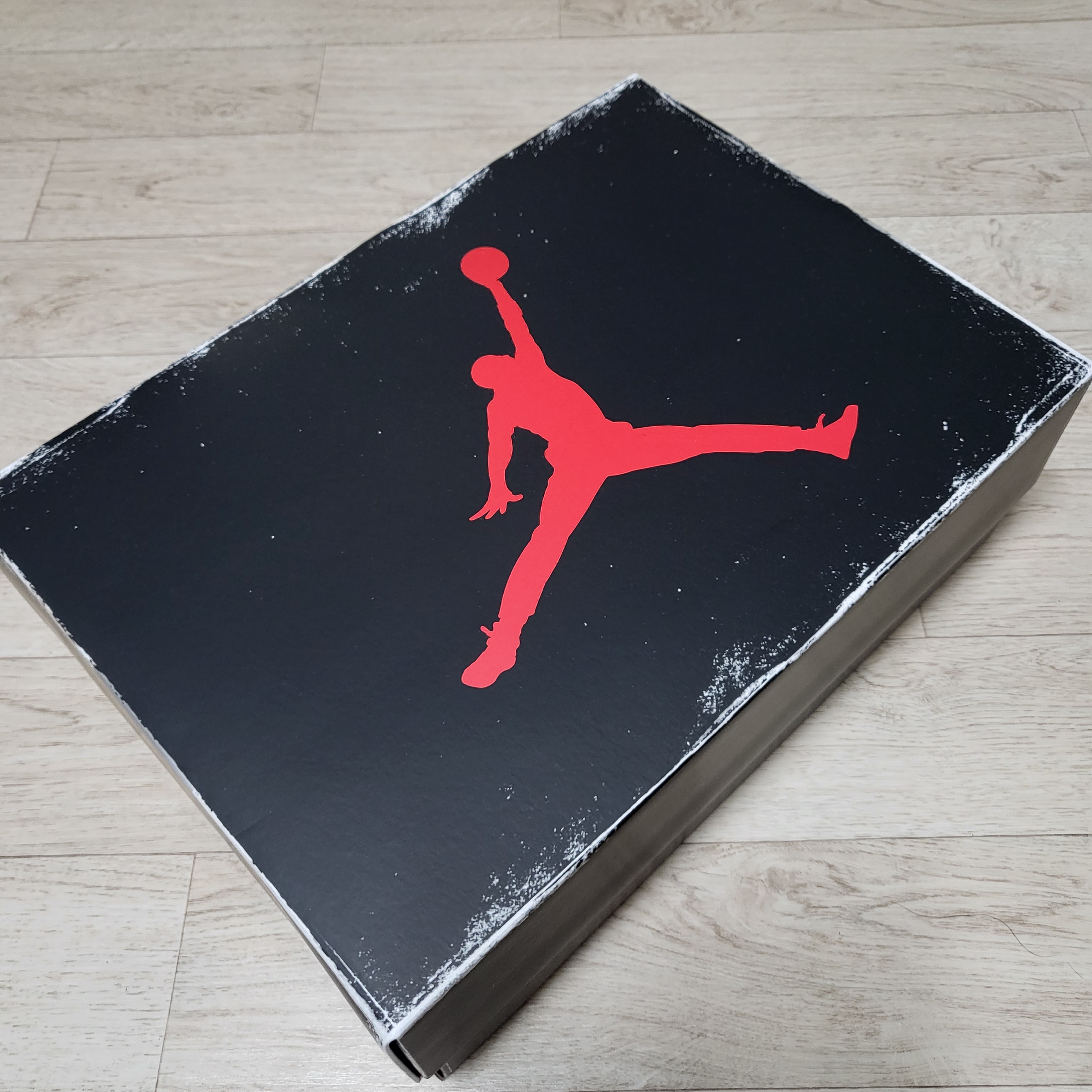 Jordan 3 Retro White Cement Reimagined, Jordan 1 High 85 Black White 착용 스타일 - 3