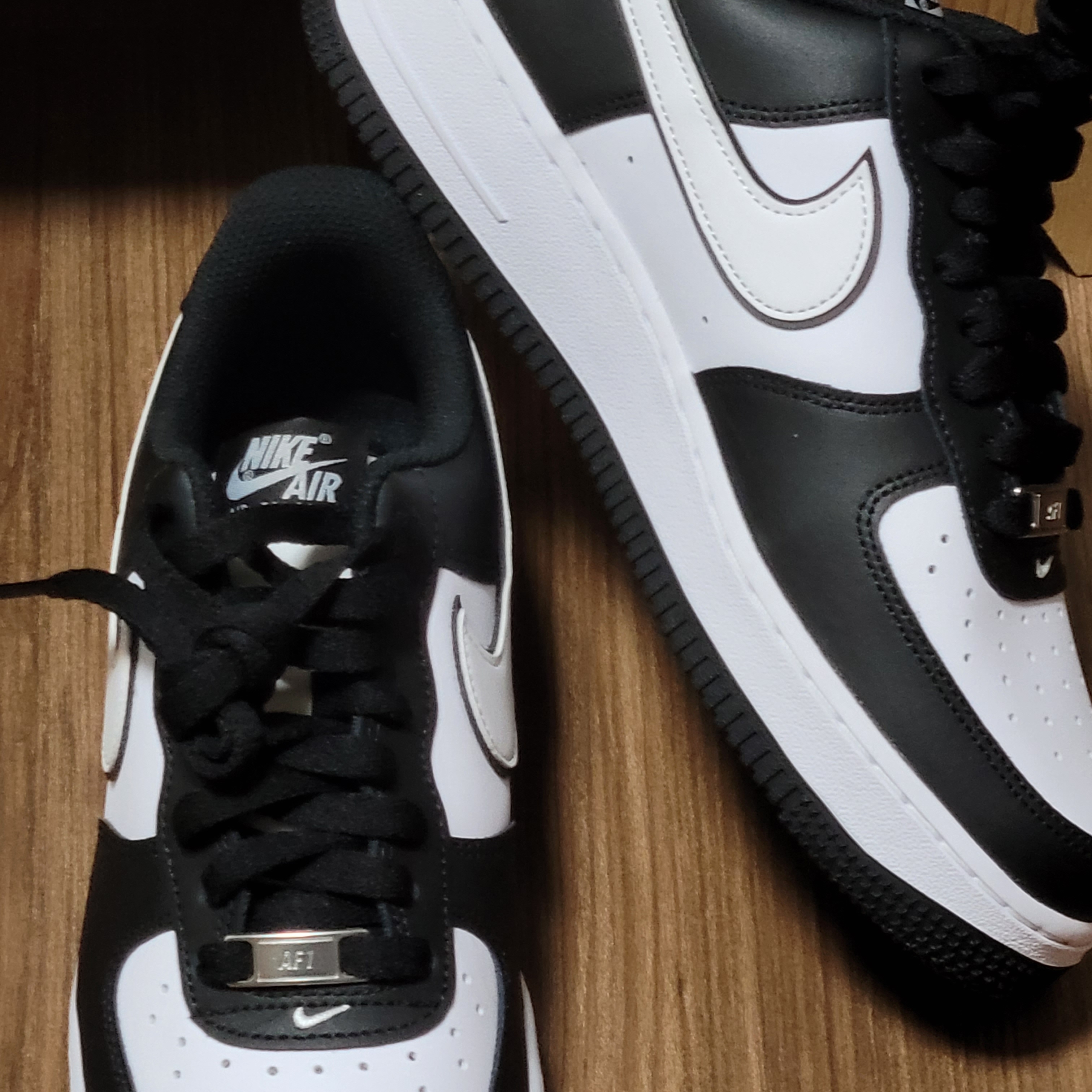 Nike Air Force 1 '07 Black White 착용 스타일