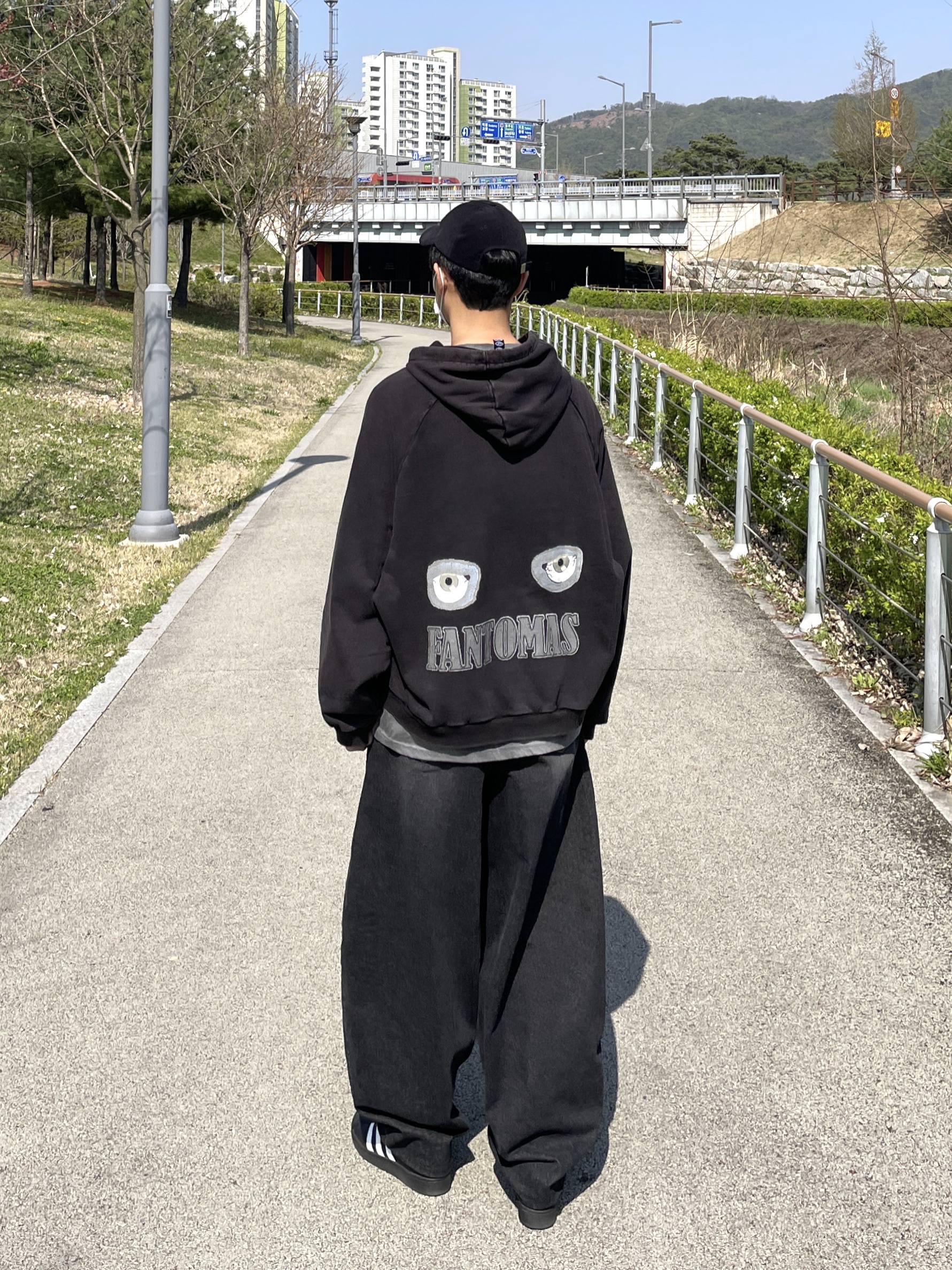 Project G/R Mind Slaughter Vintage Washeed Hoodie Black 착용 스타일 - 4
