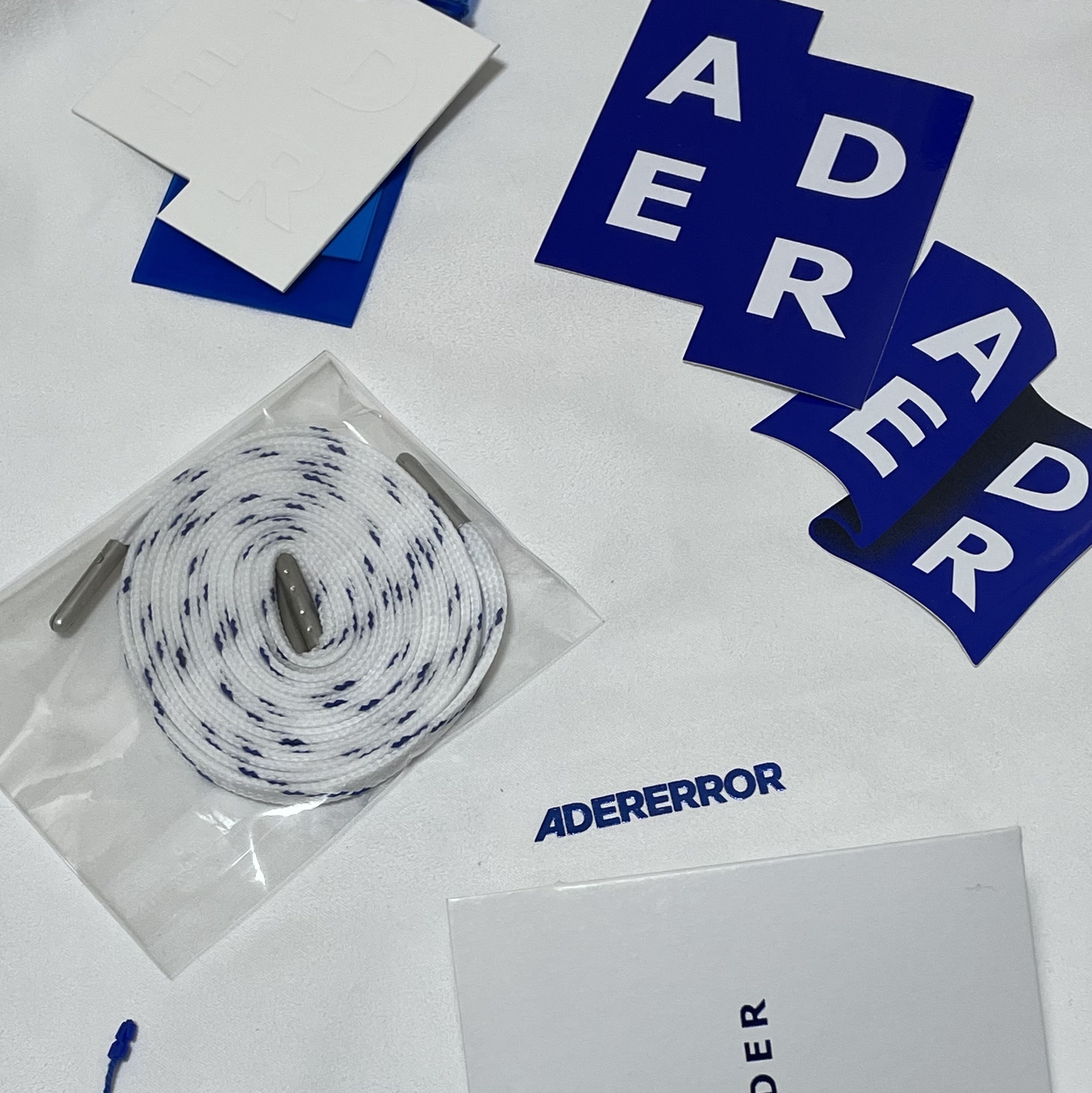 Ader Error Log; Baus Off White 착용 스타일 - 2
