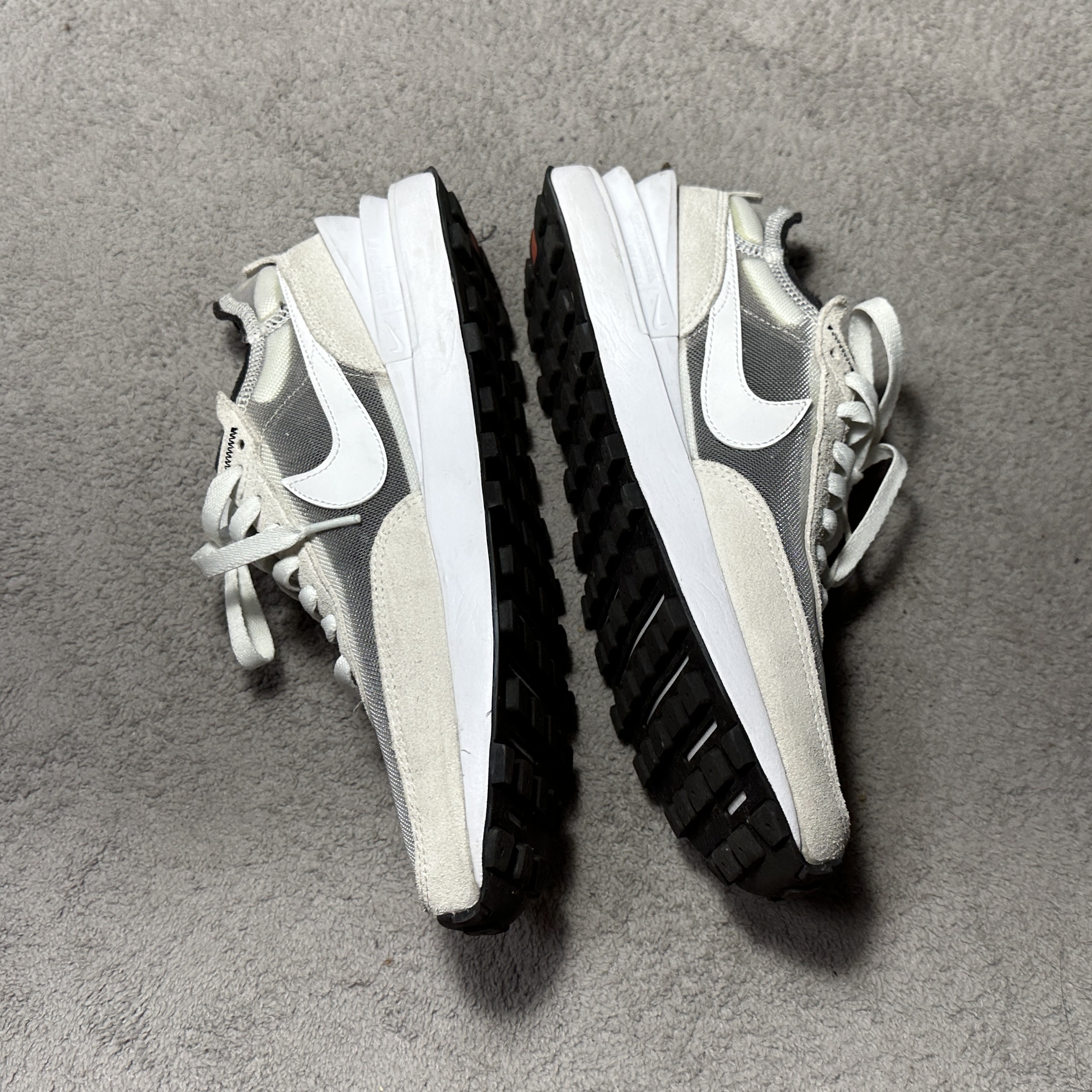 Nike Waffle One Infinite Lilac 착용 스타일 - 4