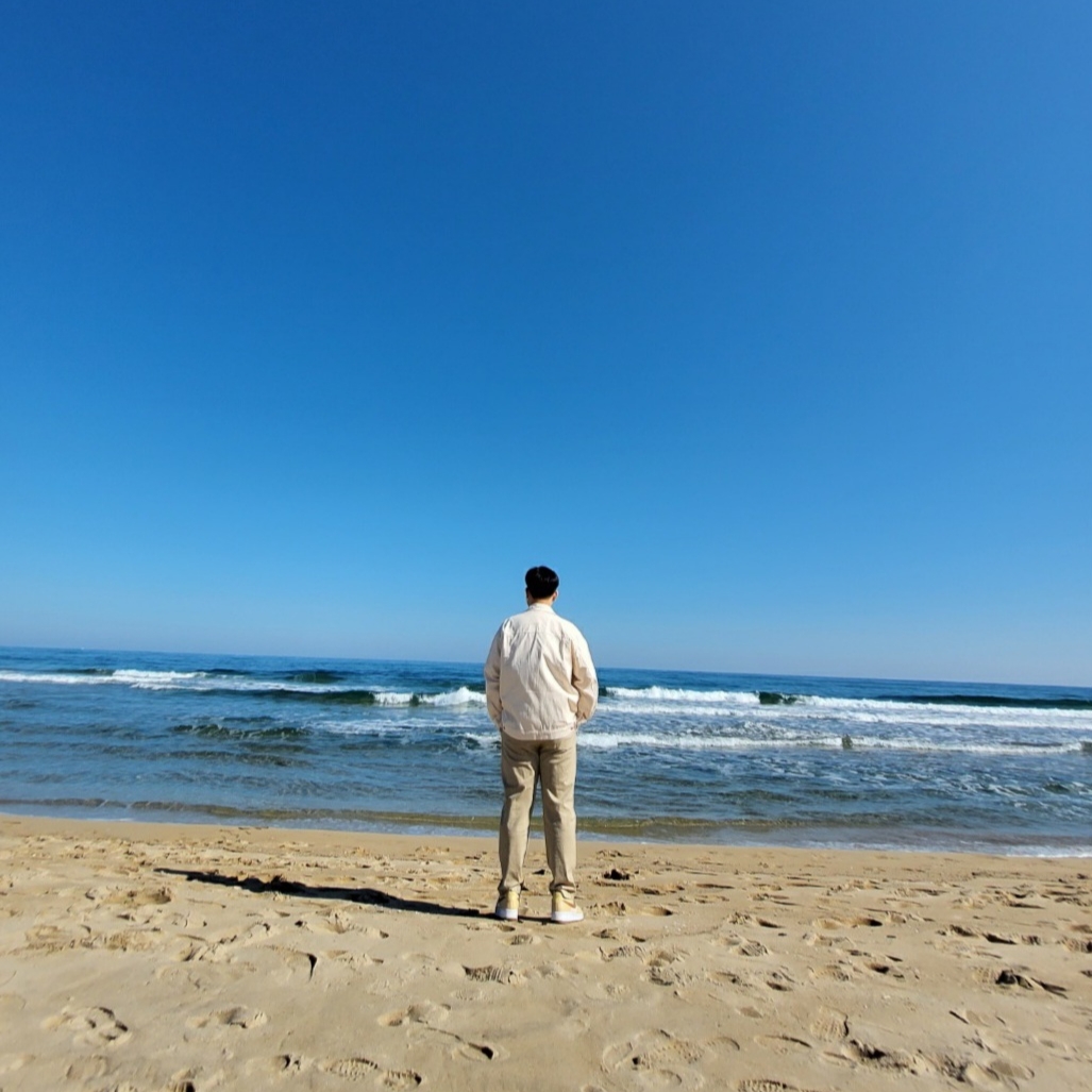 Nike Air Force 1 Low '07 LV8 Pearl White Sesame 착용 스타일 - 3