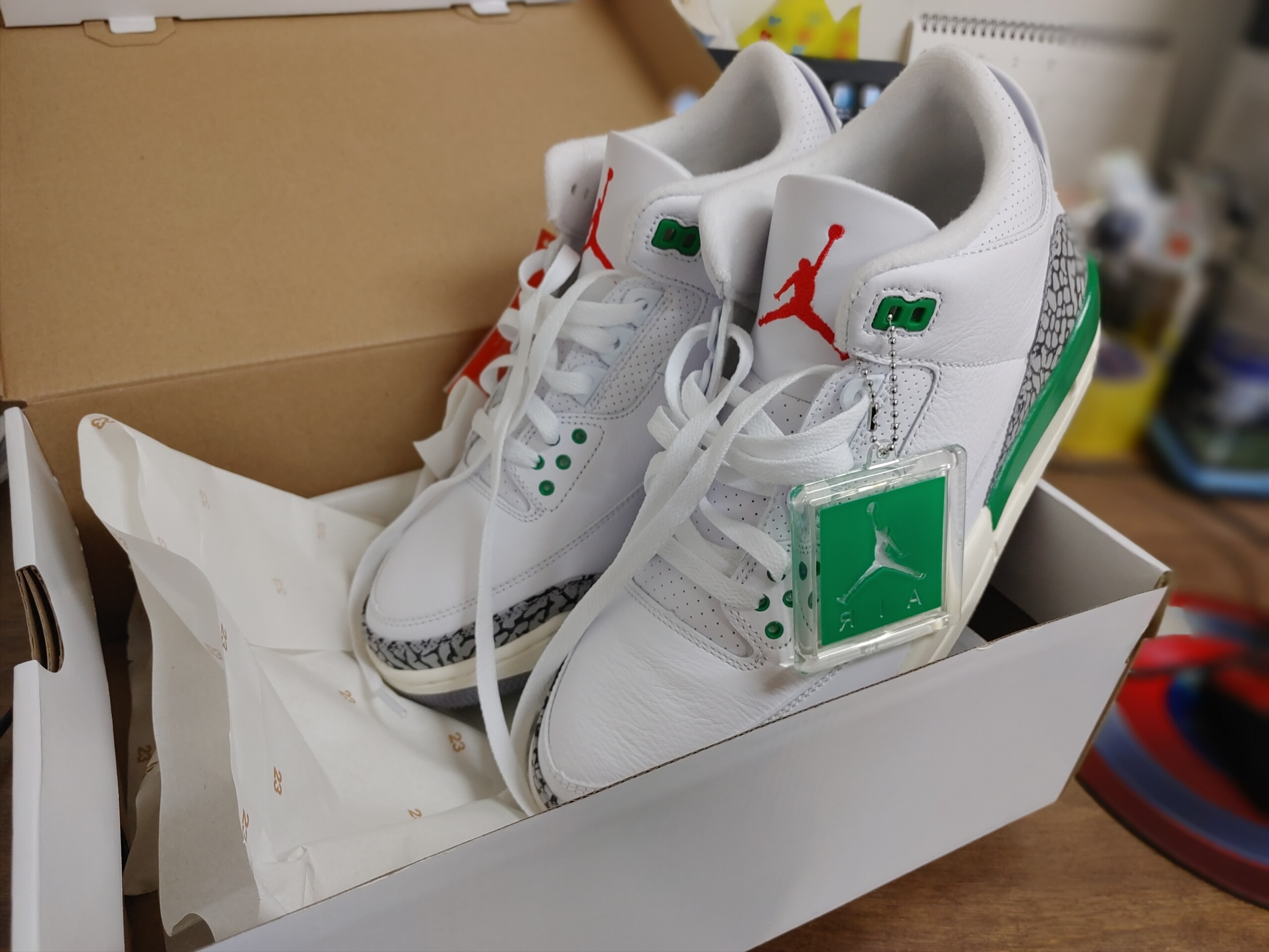 (W) Jordan 3 Retro Lucky Green 착용 스타일 - 1