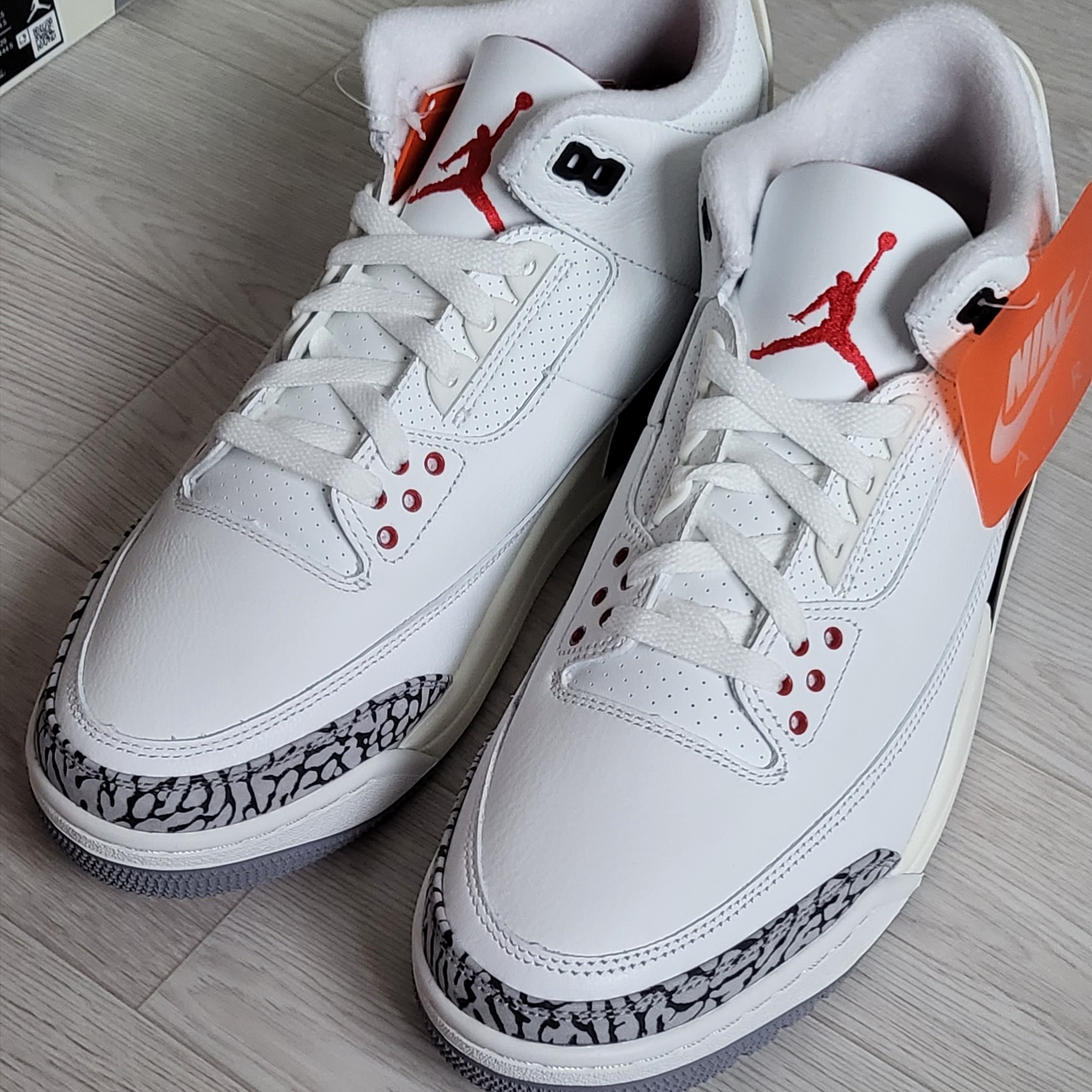 Jordan 3 Retro White Cement Reimagined 착용 스타일