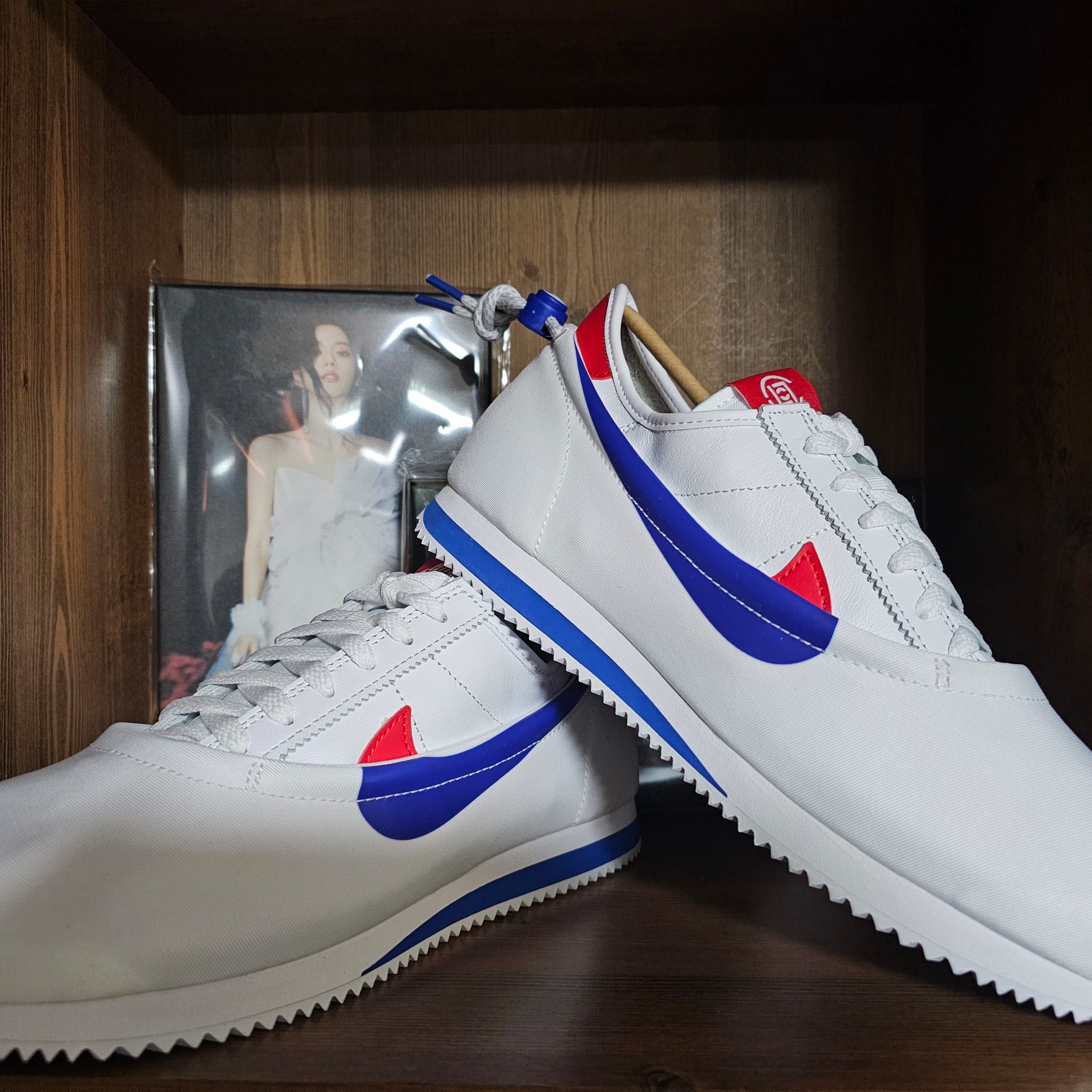 Nike x Clot Cortez SP White and Game Royal 착용 스타일 - 4