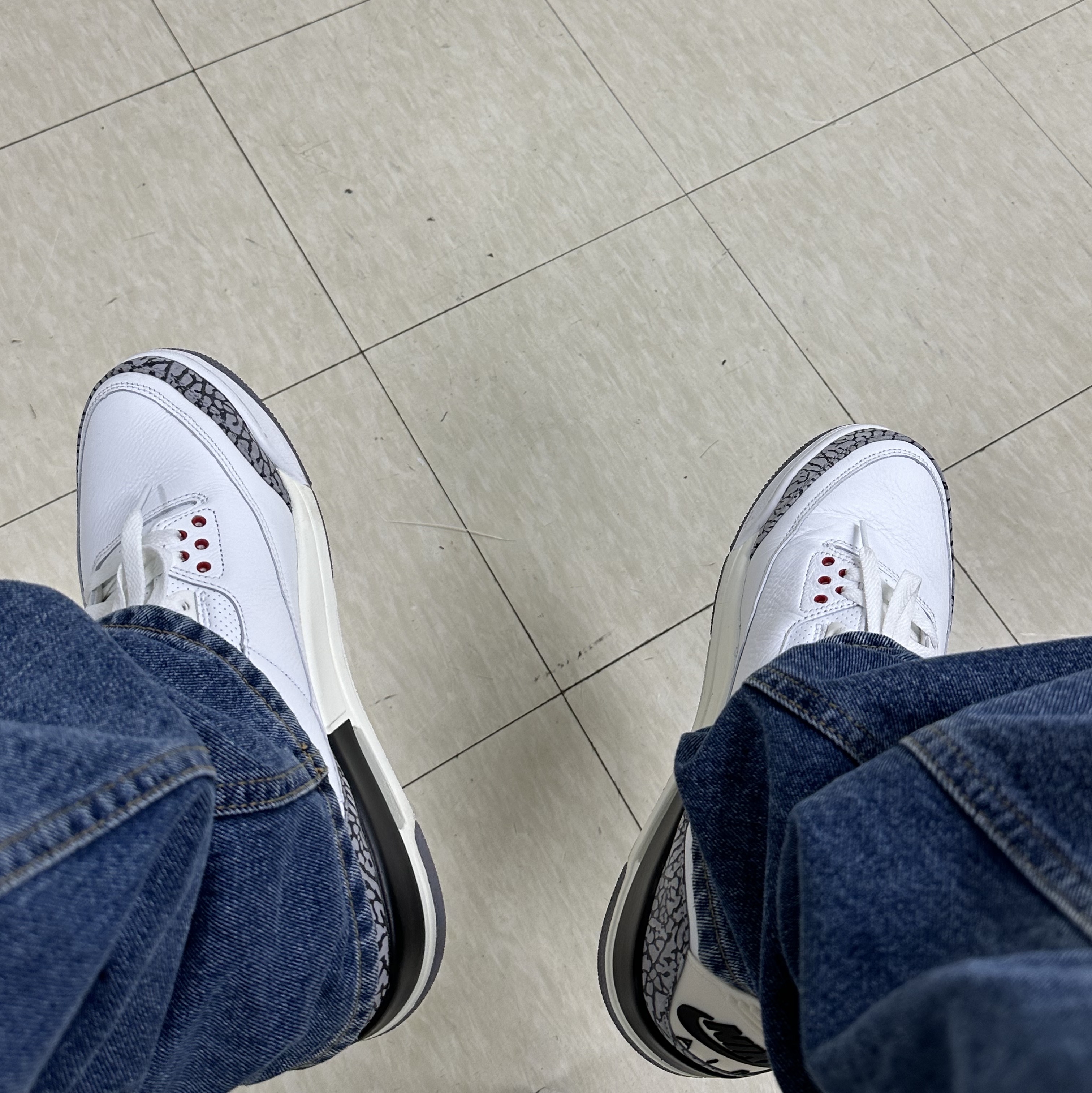 Jordan 3 Retro White Cement Reimagined 착용 스타일