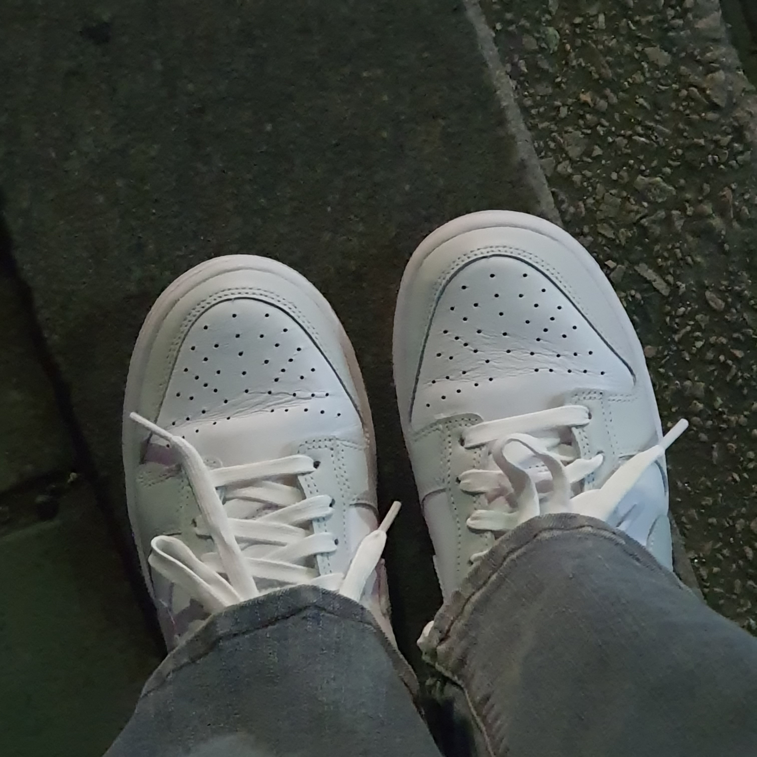 (W) Nike Dunk Low Photon Dust 착용 스타일