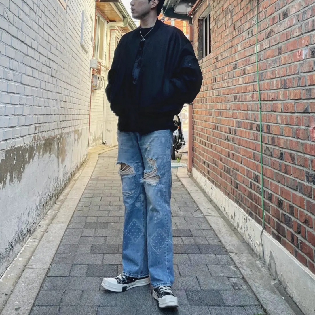 Converse x Drkshdw Turbodrk Chuck 70 Hi Black Lacquered Denim 착용 스타일 - 2