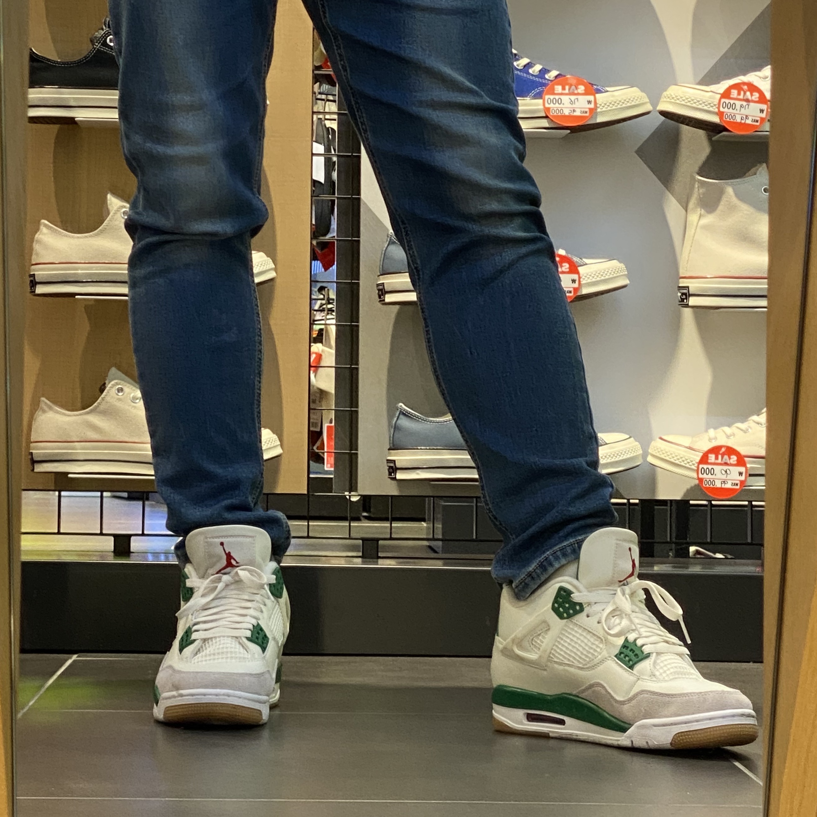 Jordan 4 x Nike SB Retro SP Pine Green 착용 스타일 - 2