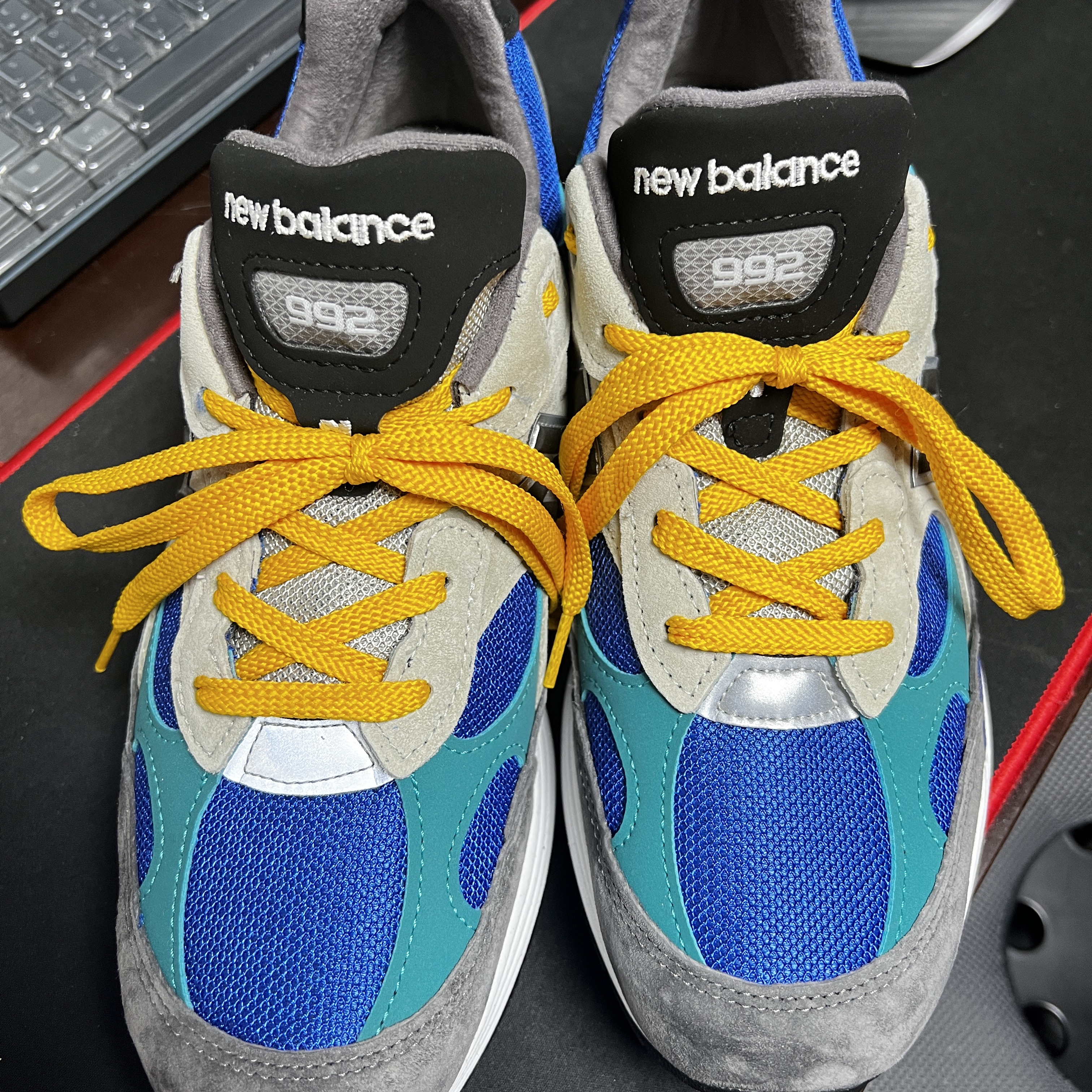 New Balance x Billy's 992 Made in USA Grey Blue Teal 착용 스타일 - 5