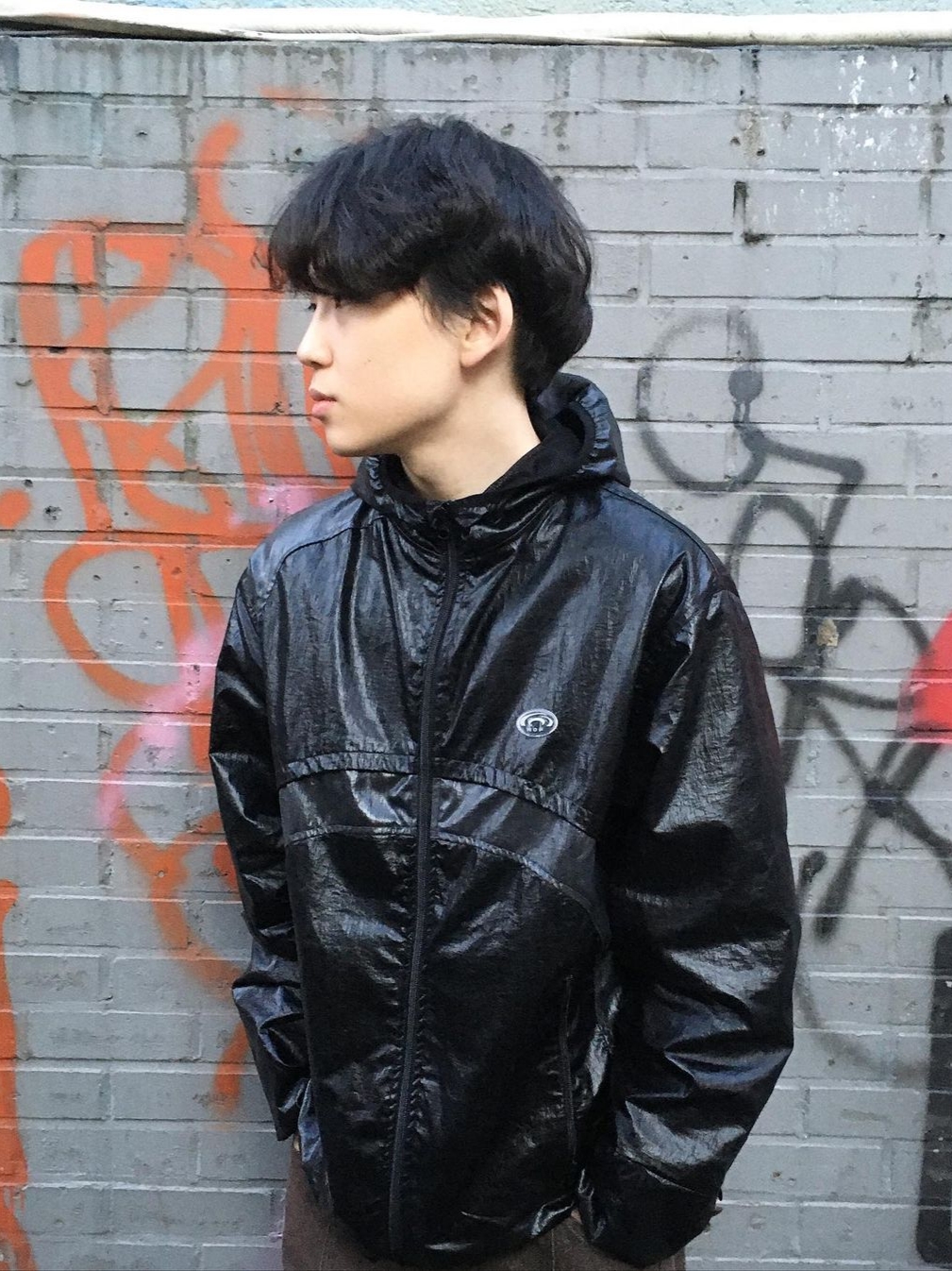 Art Of Field Glossy Colourway Jacket Black 착용 스타일 - 1