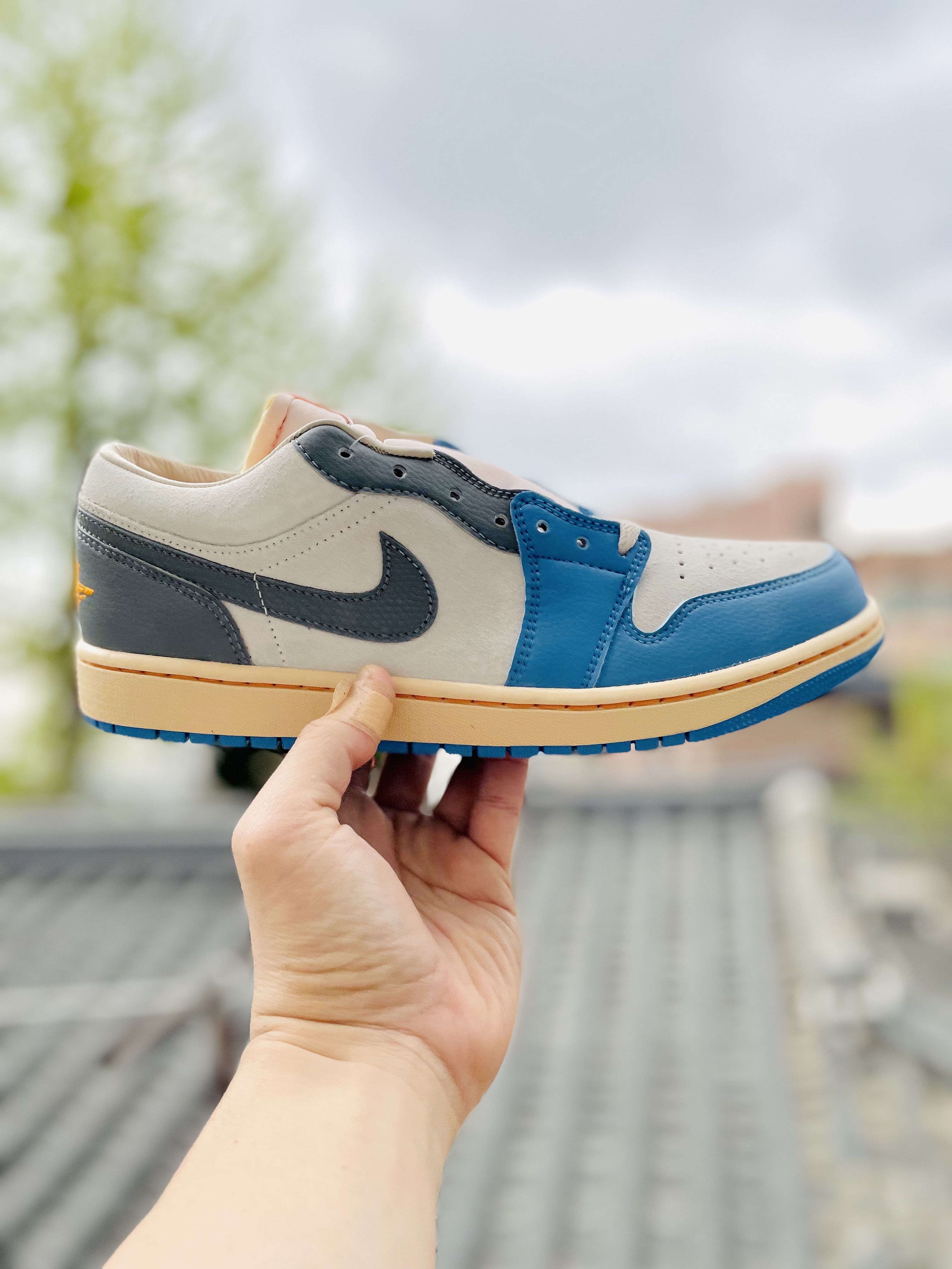 Jordan 1 Low SE Tokyo 96 착용 스타일