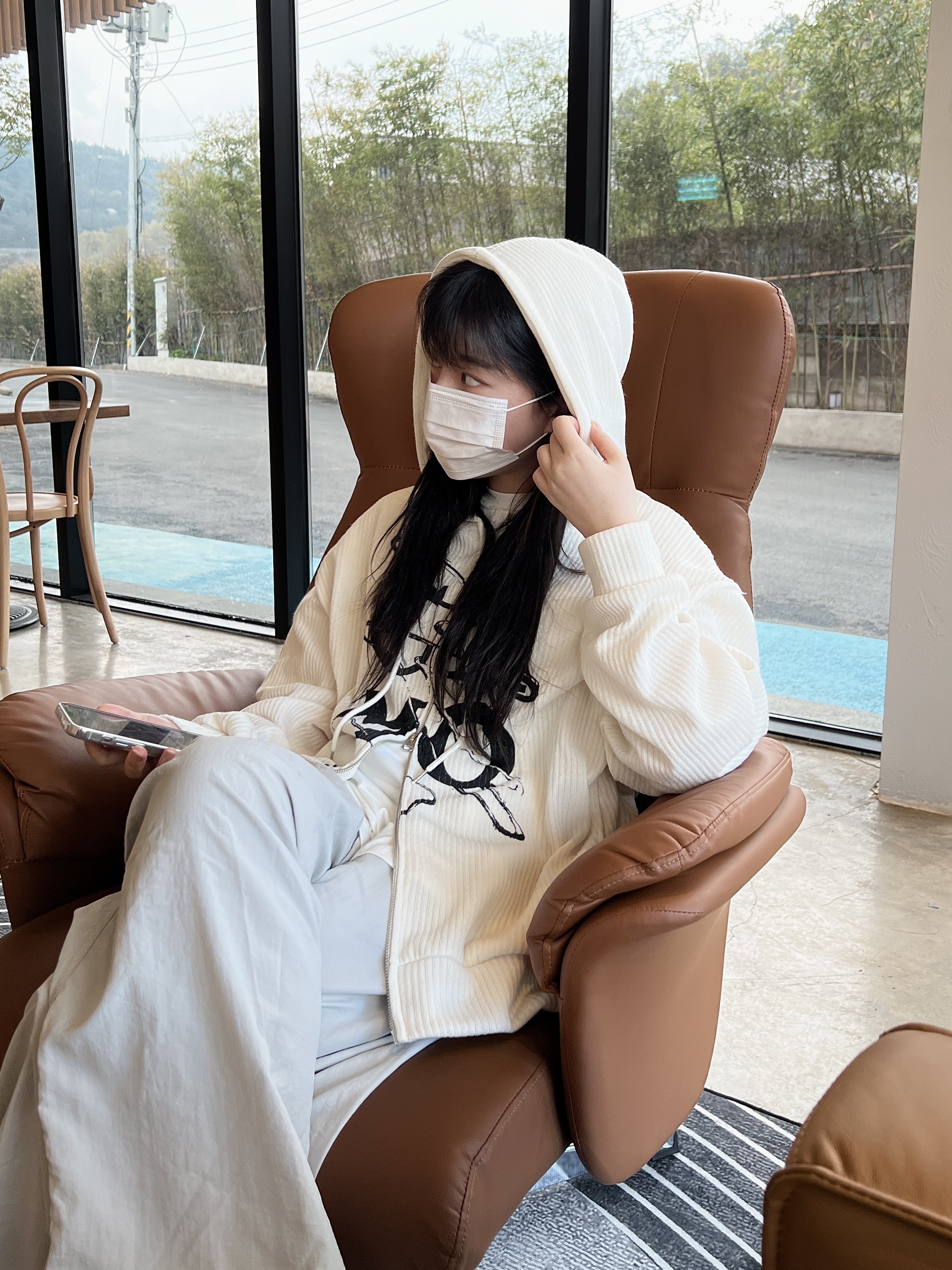 Nike Air Force 1 '07 Low White 착용 스타일 - 5