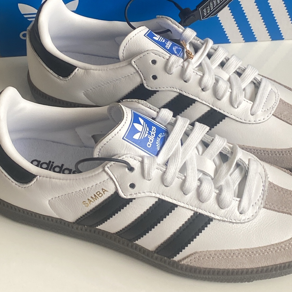 Adidas Samba OG Cloud White 착용 스타일