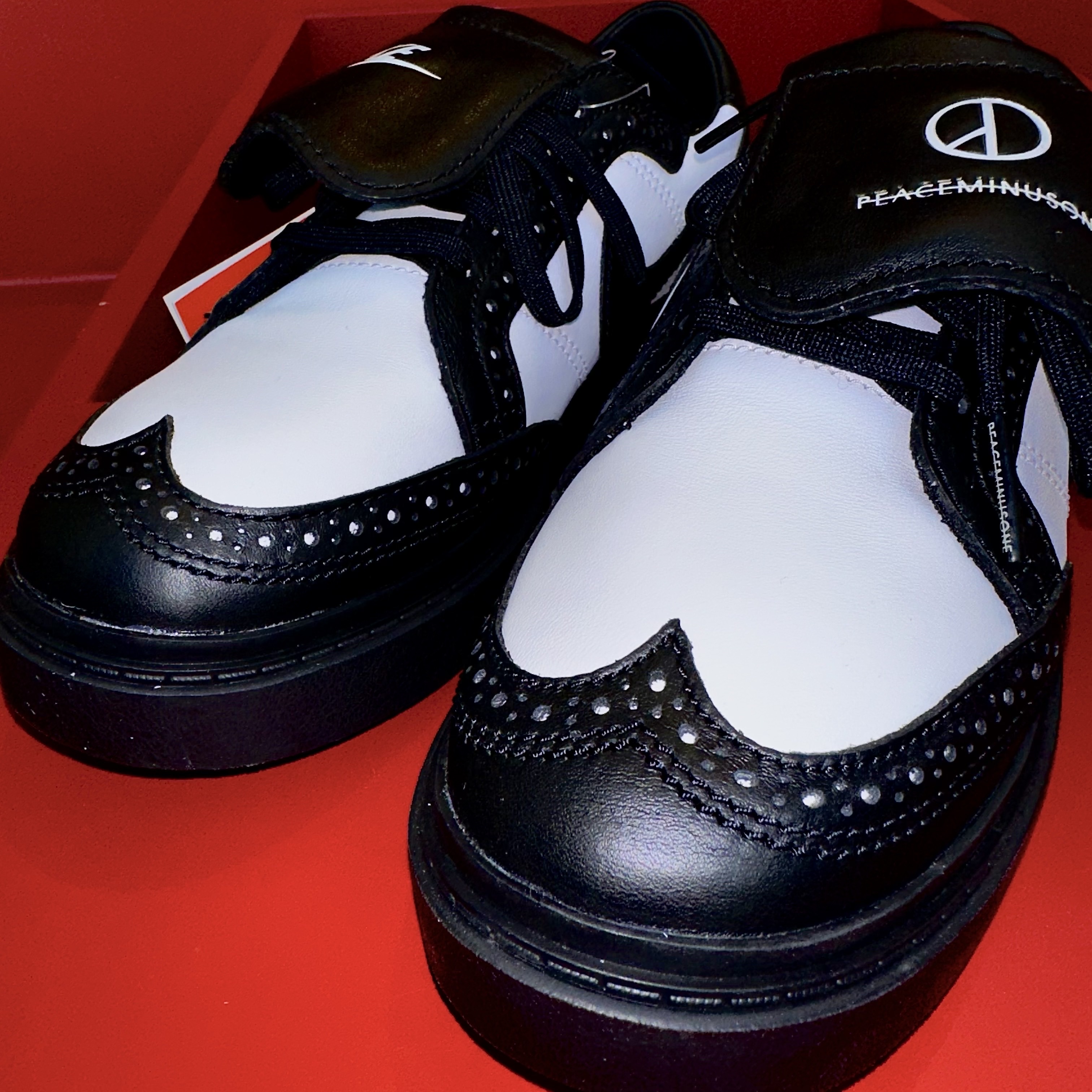 Nike x Peaceminusone Kwondo1 Black and White 착용 스타일 - 3