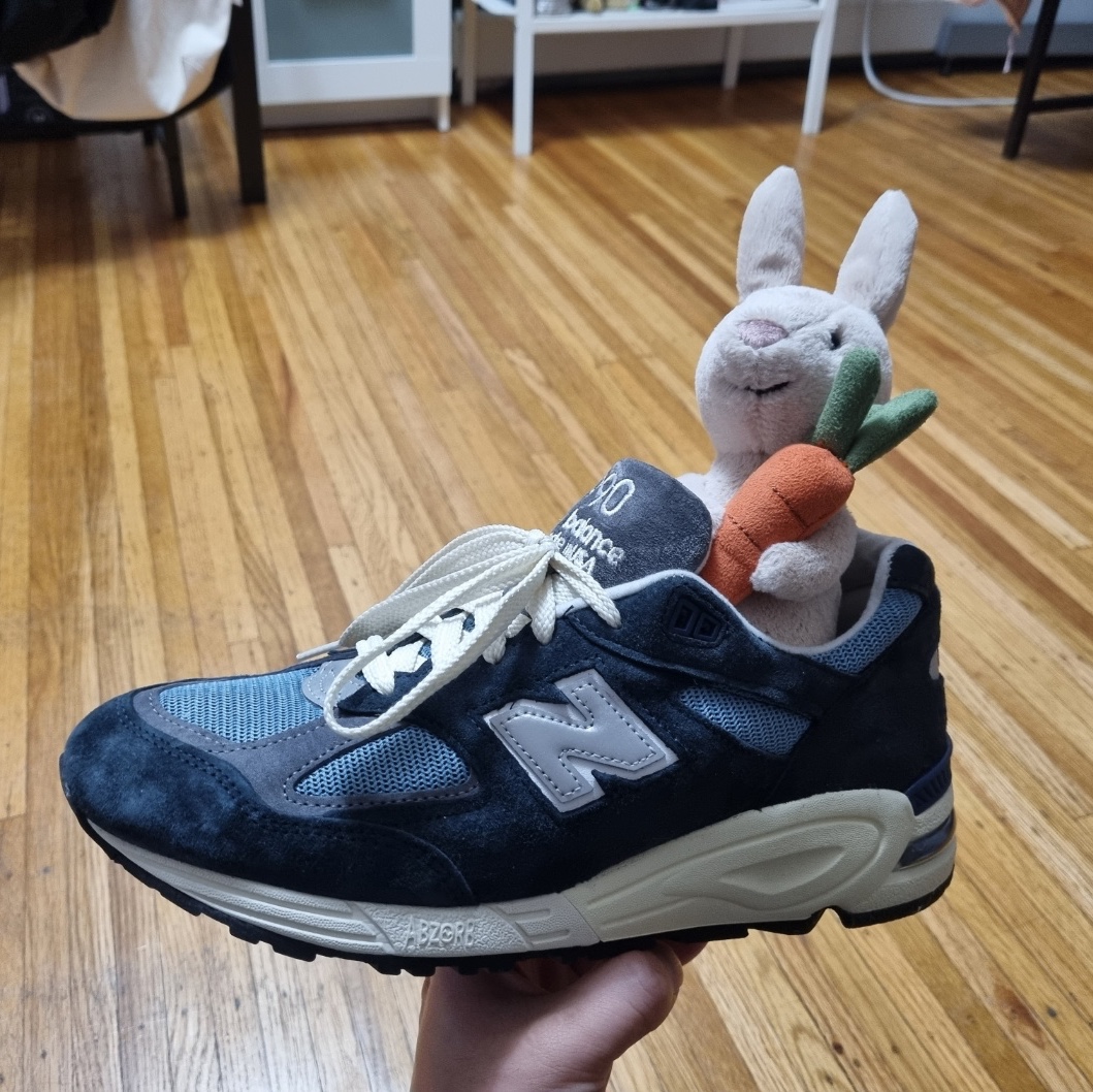 New Balance 990v2 Made in USA Navy Castlerock 착용 스타일