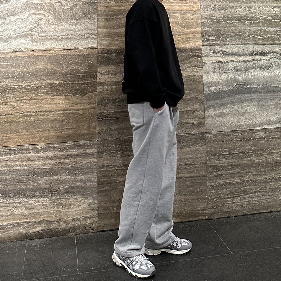 Asics Gel-Sonoma 15-50 Oyster Grey Clay Grey, Juun.J Graphic Loose Fit Sweatshirt Black - 21FW 착용 스타일