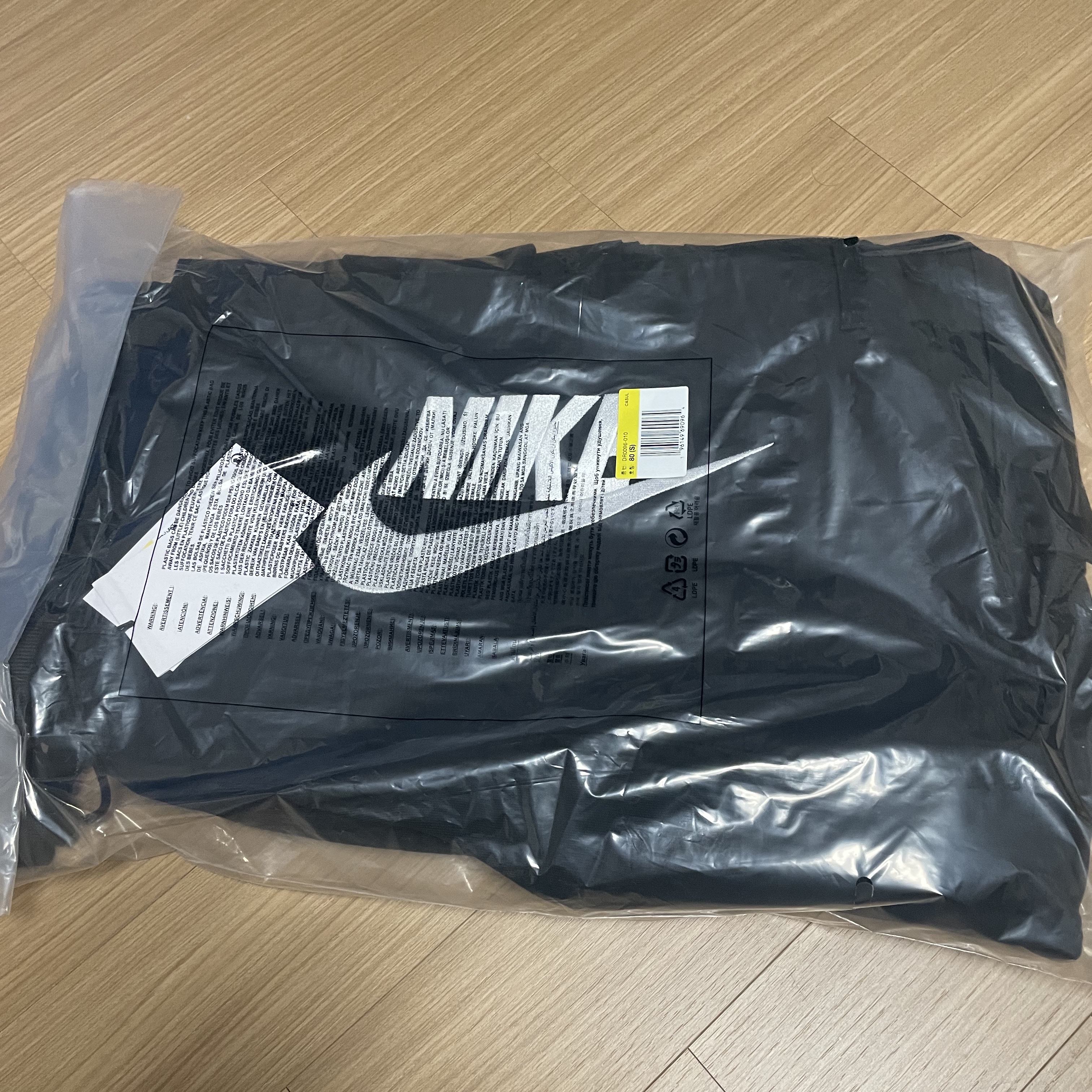 Jordan 3 Retro White Cement Reimagined, Nike x Peaceminusone Wide Pants Black (DR0096-010) 착용 스타일 - 3