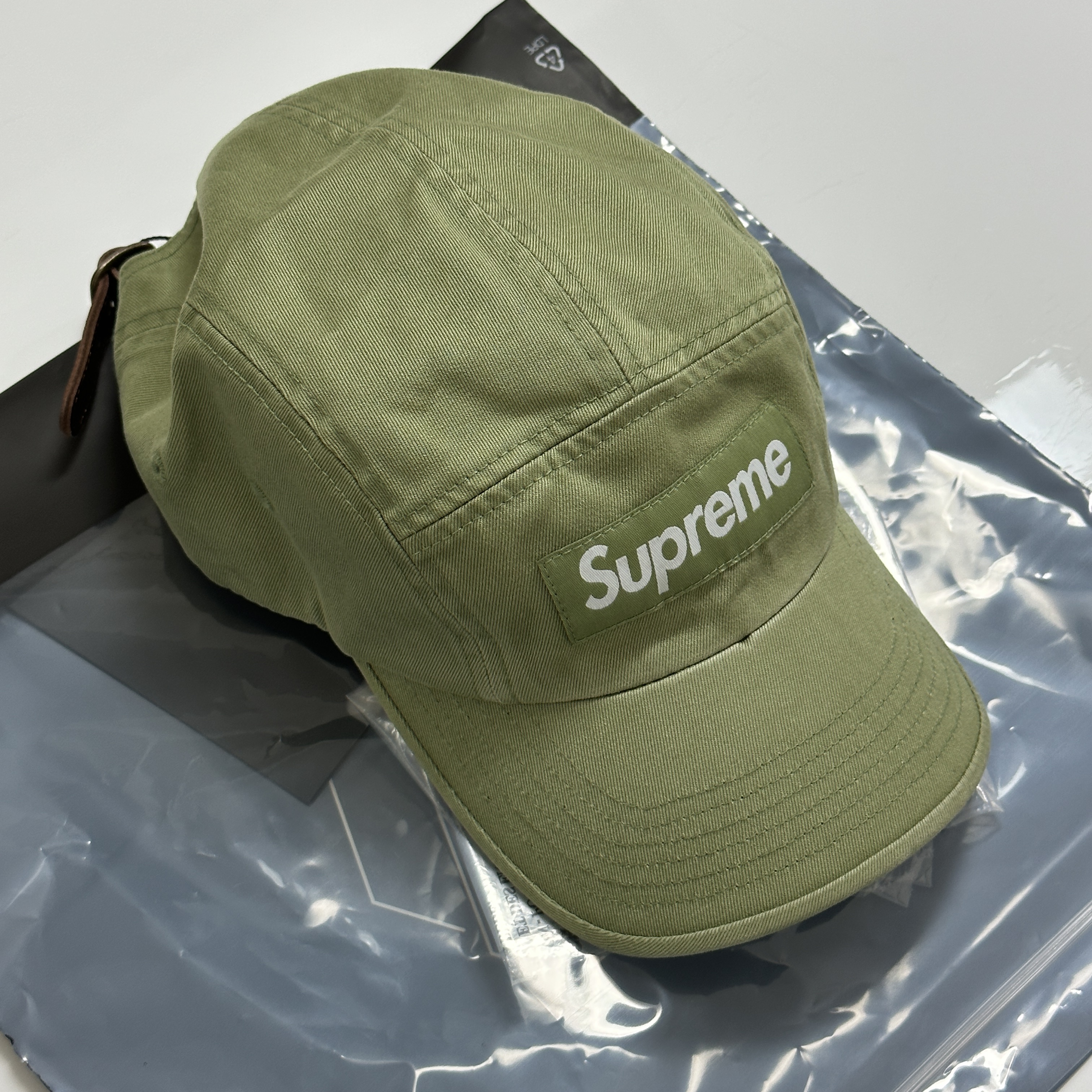 Supreme Washed Chino Twill Camp Cap Olive - 23SS 착용 스타일