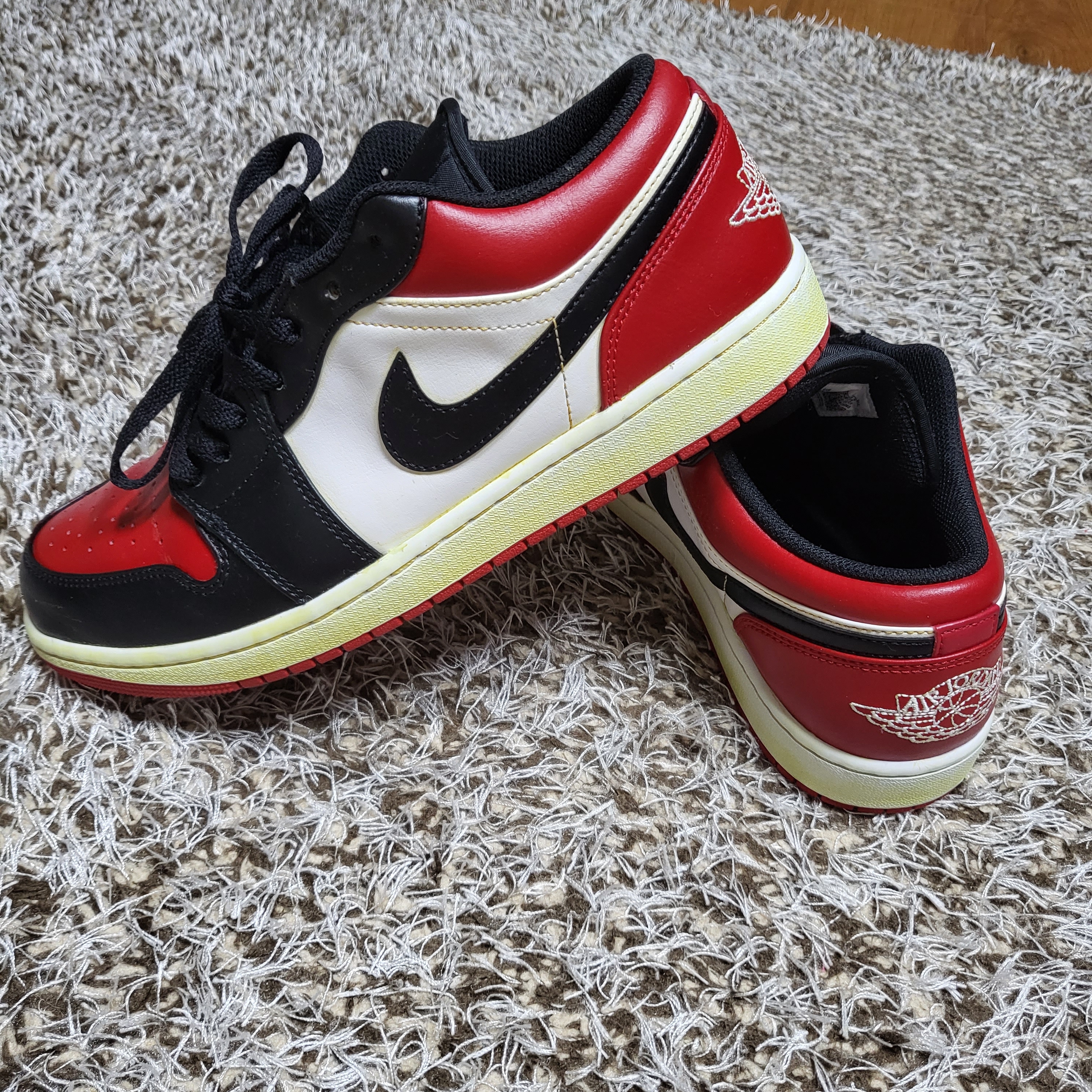 Jordan 1 Low Bred Toe 착용 스타일 - 2