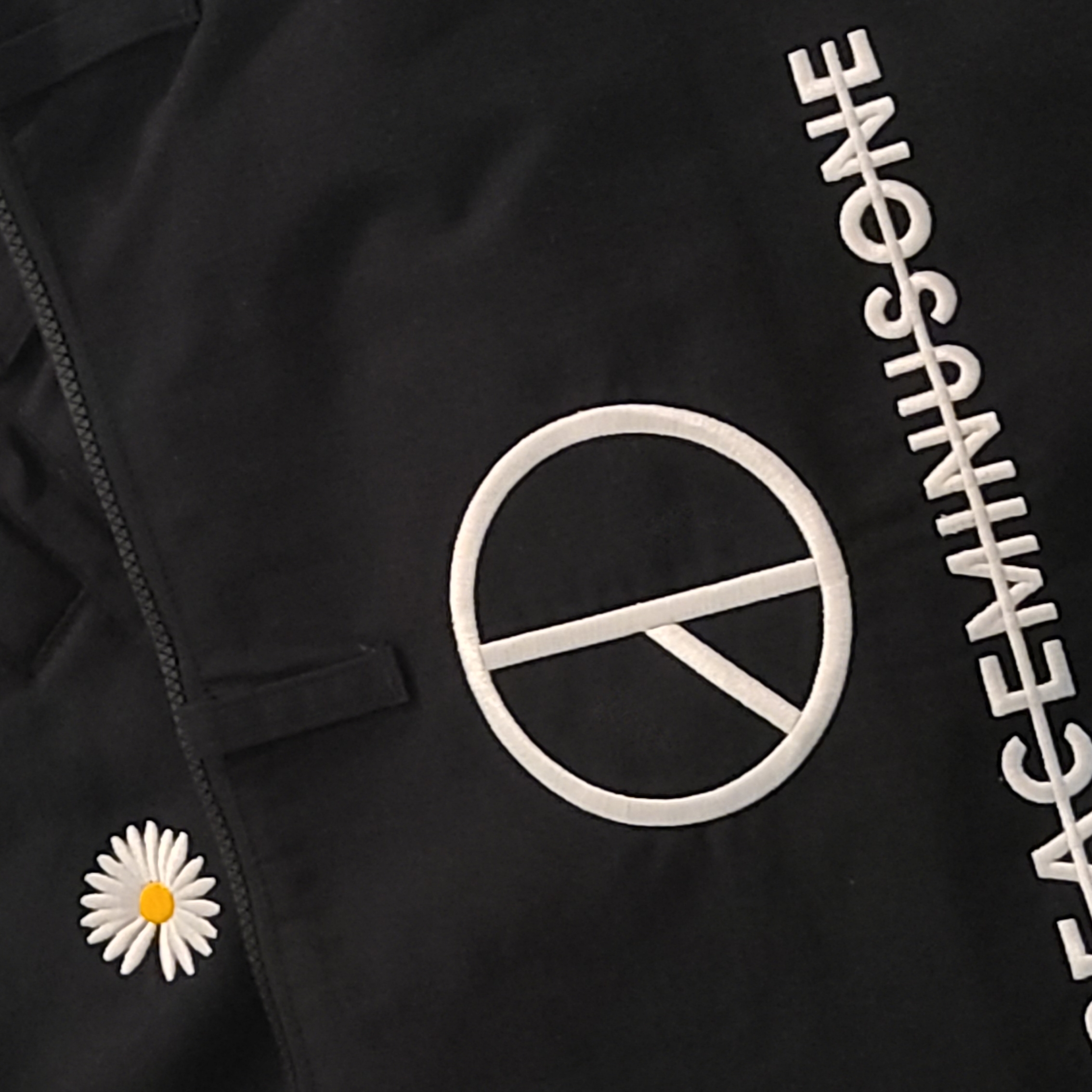 Nike x Peaceminusone Wide Pants Black (DR0096-010) 착용 스타일 - 1