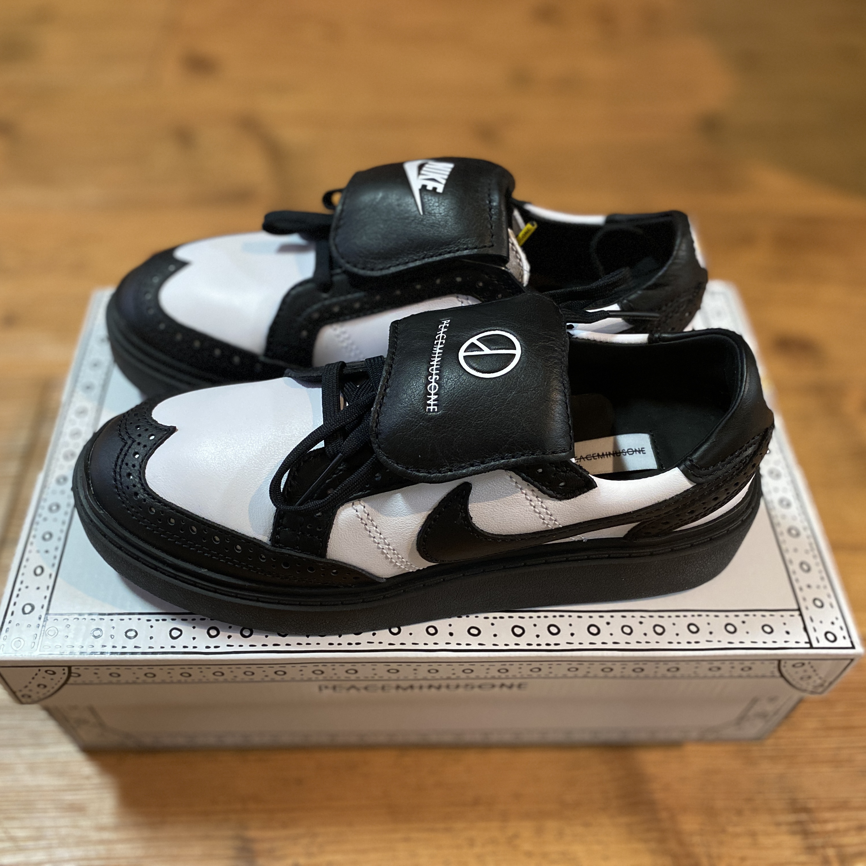 Nike x Peaceminusone Kwondo1 Black and White 착용 스타일 - 1