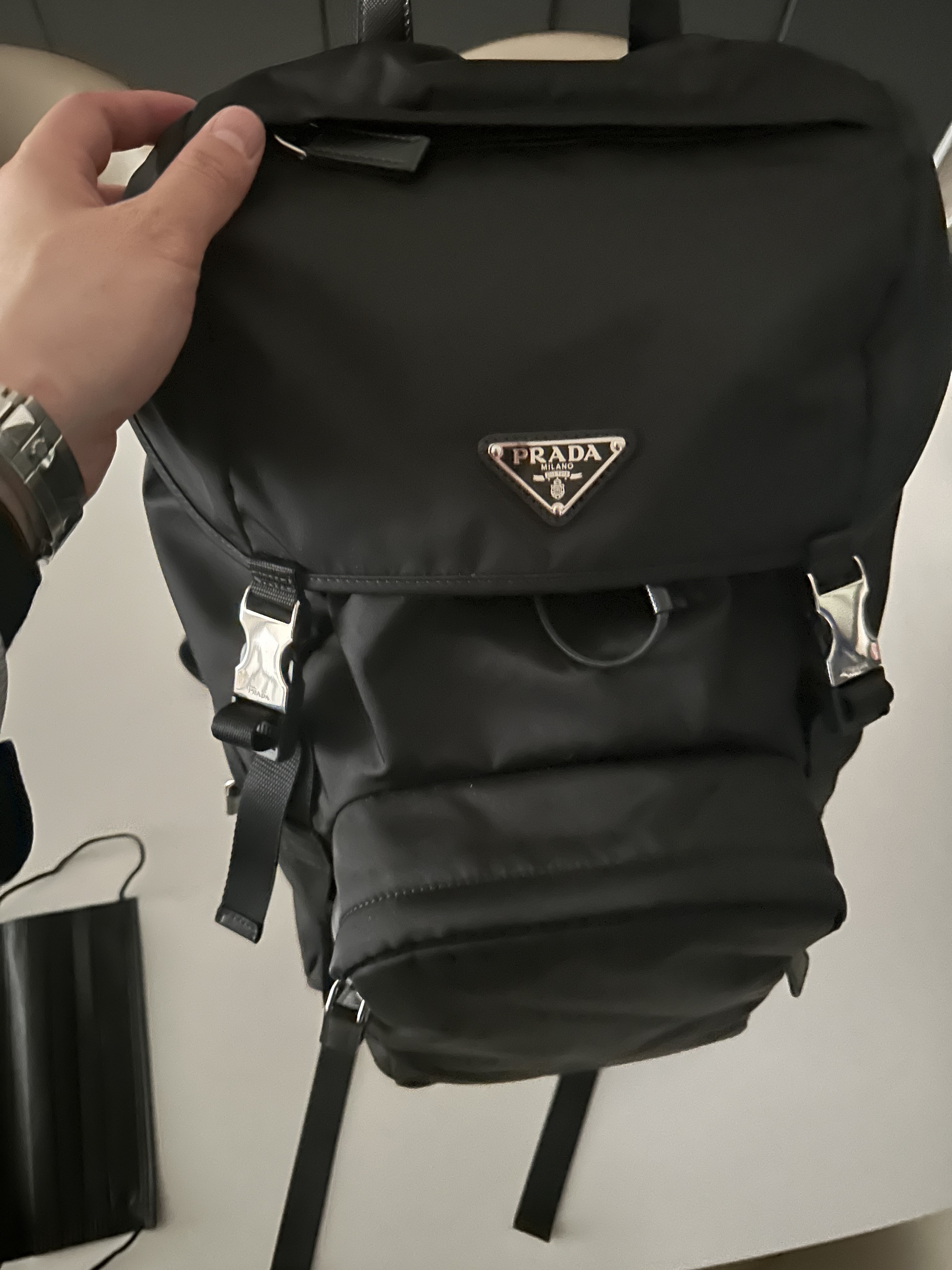 Prada Re-Nylon and Saffiano Leather Backpack Black 착용 스타일