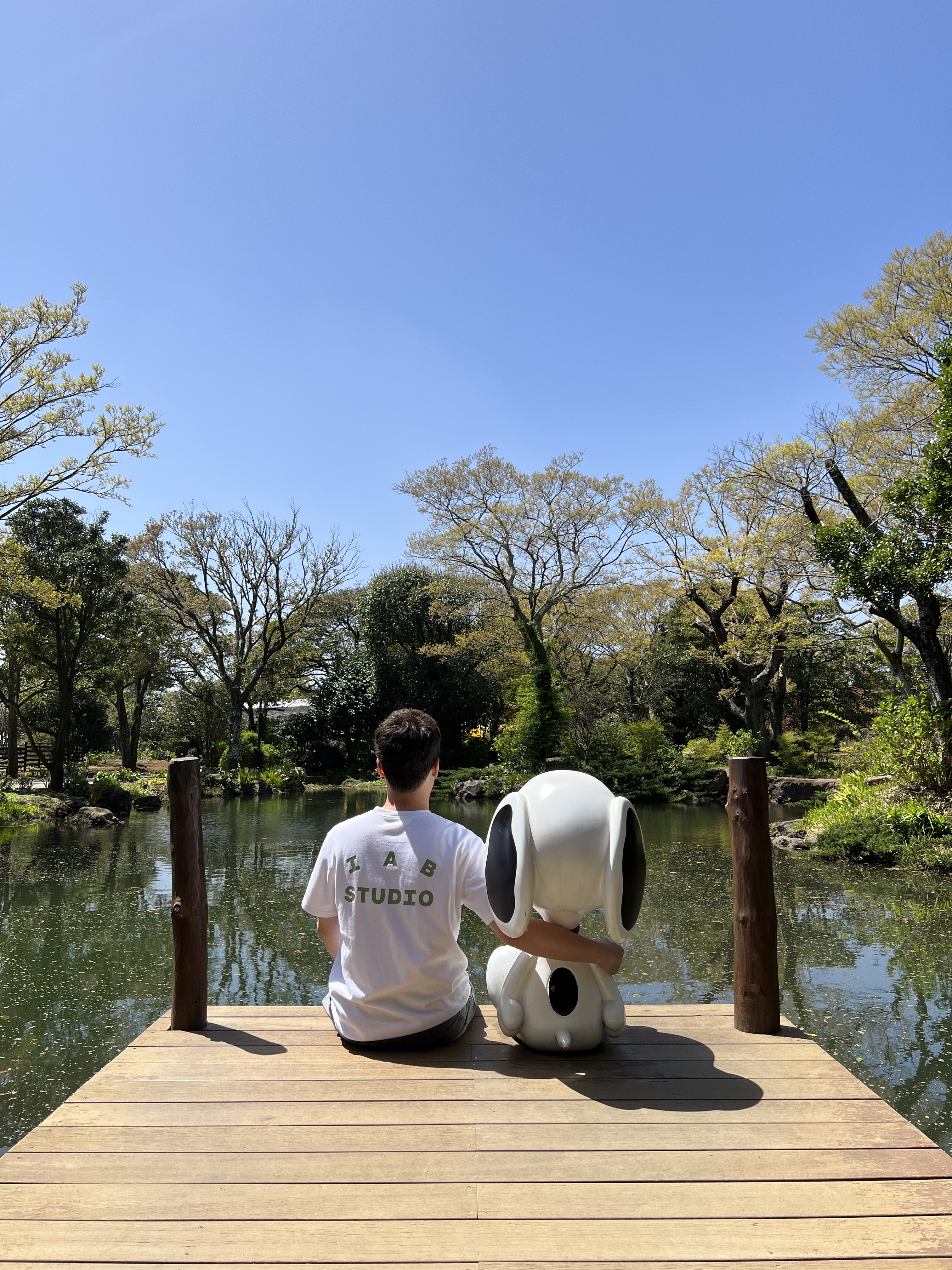 IAB Studio T-Shirt White Light Green, Maison Mihara Yasuhiro Peterson OG Sole Canvas Low Sneakers Black 착용 스타일 - 1