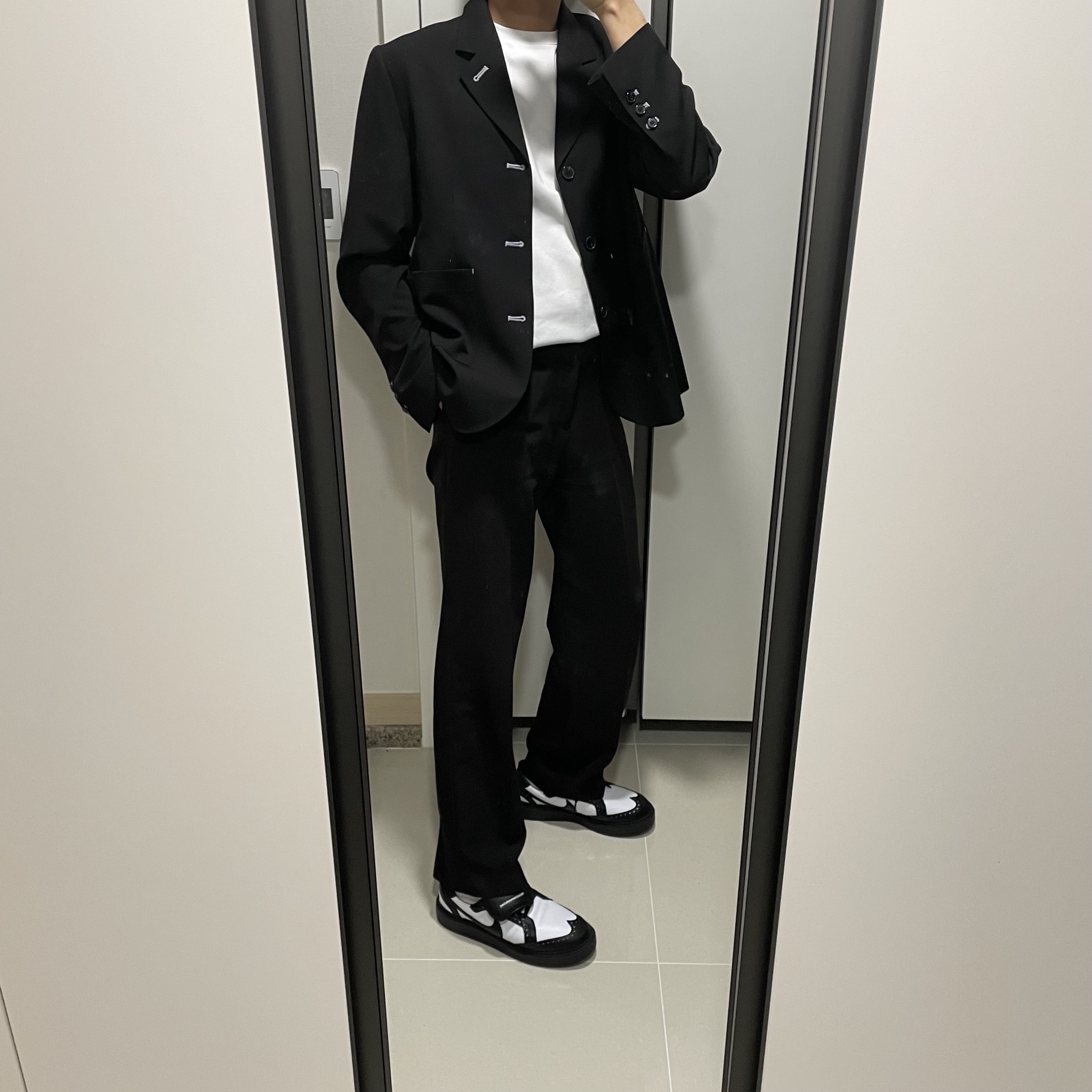 Nike x Peaceminusone Kwondo1 Black and White 착용 스타일 - 1