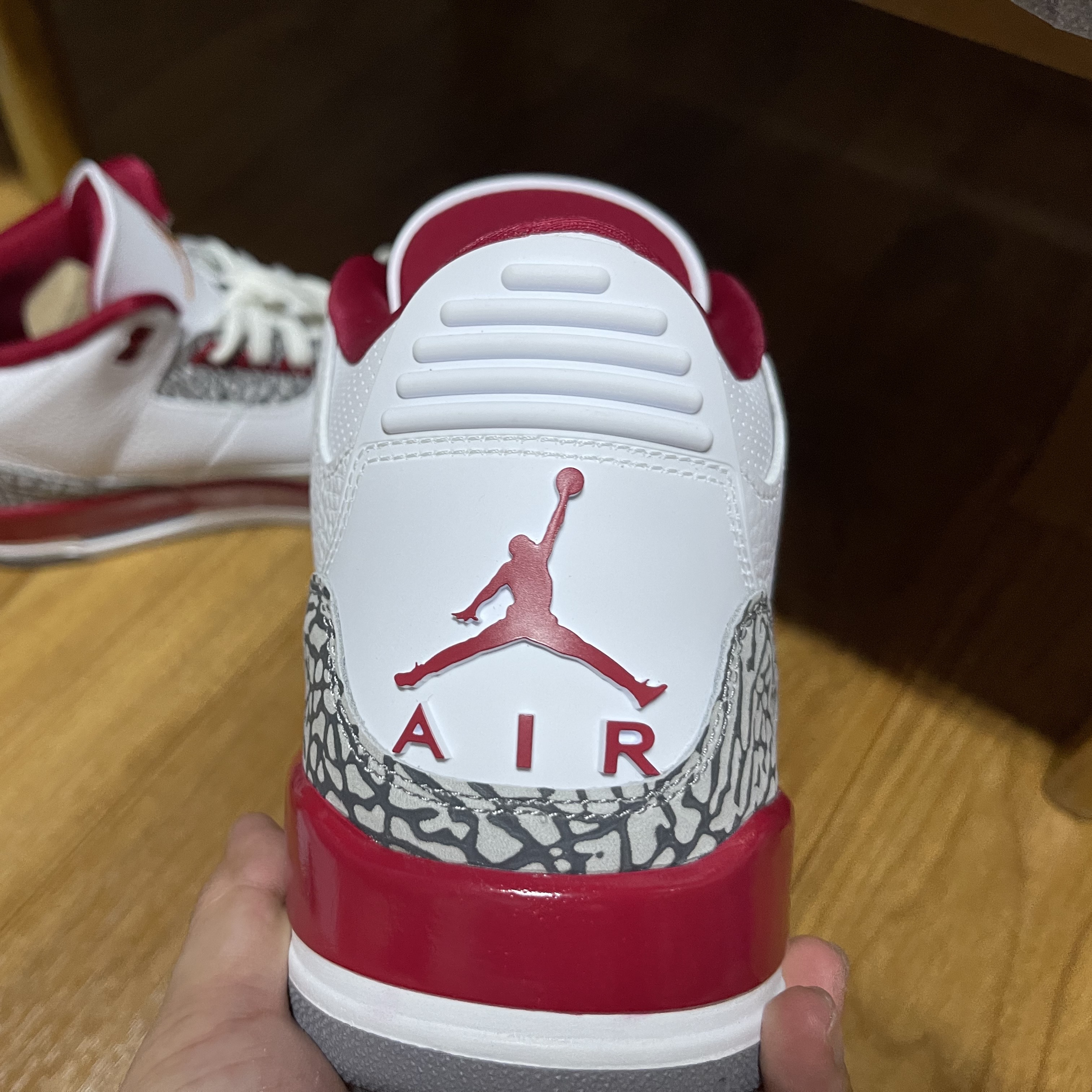 Jordan 3 Retro Cardinal Red 착용 스타일 - 3