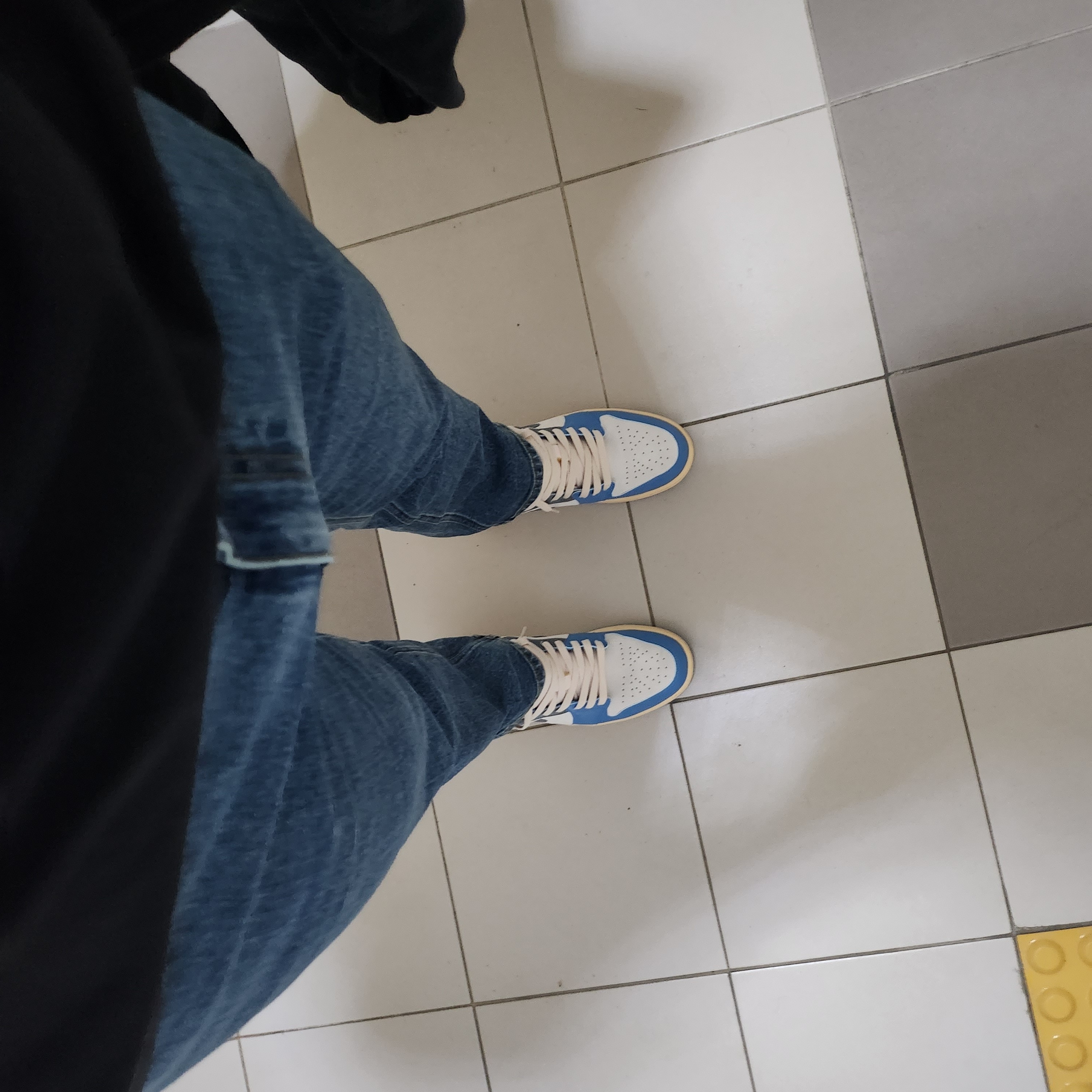 Jordan 1 Low SE Tokyo 96 착용 스타일 - 1