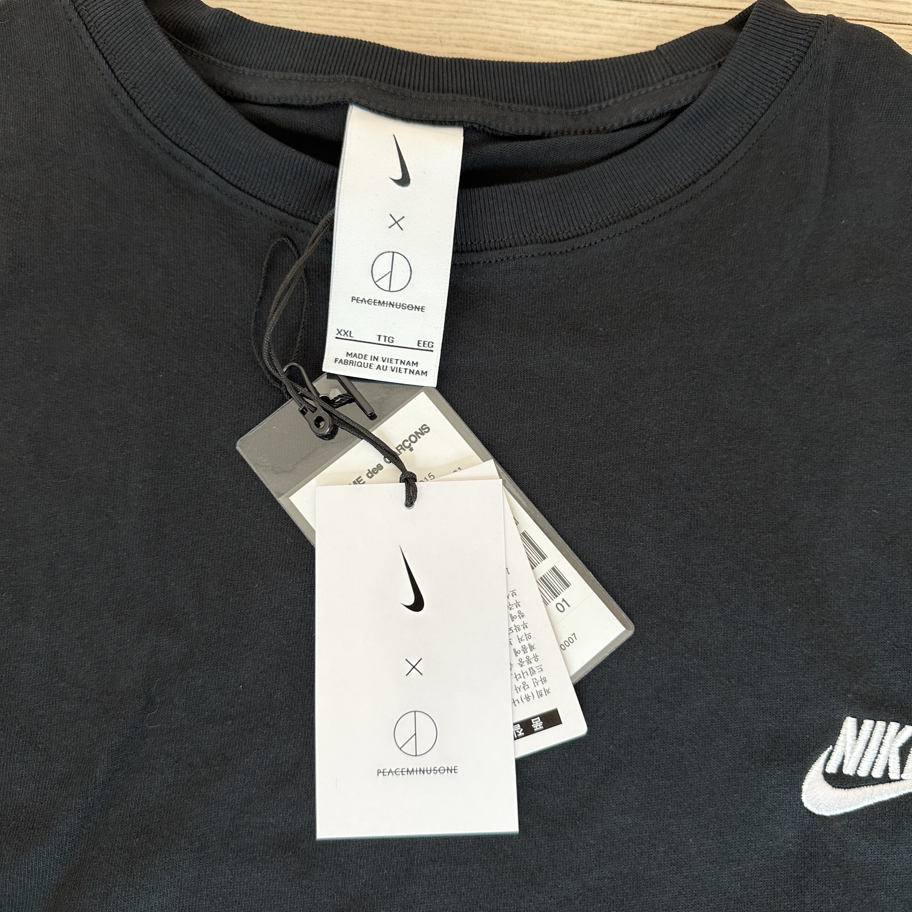 Nike x Peaceminusone LS T-Shirt Black (DR0098-010), IAB Studio Long Sleeve Light Gray 착용 스타일 - 3