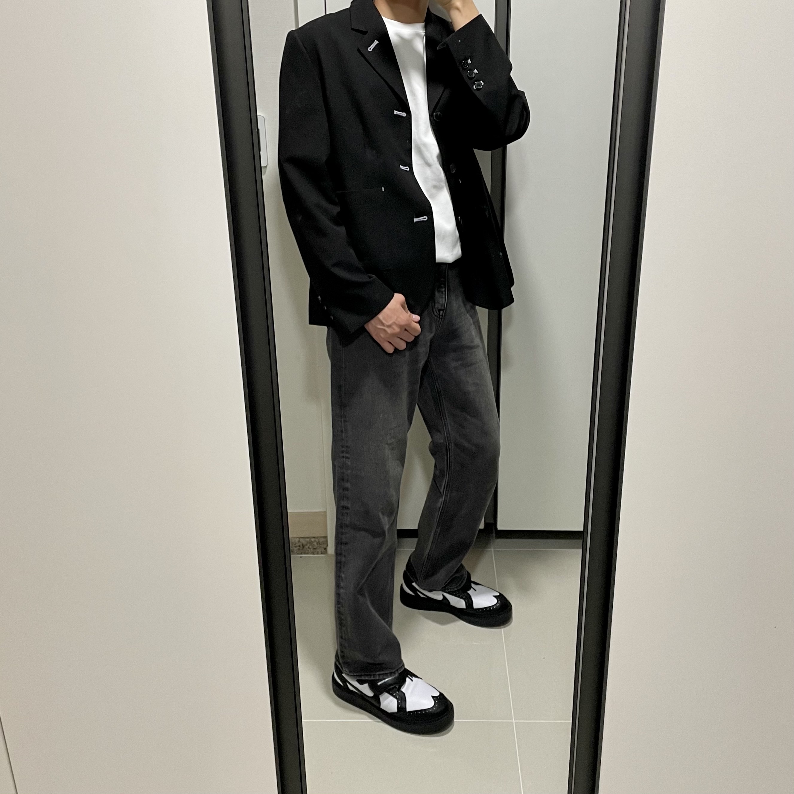 Nike x Peaceminusone Kwondo1 Black and White 착용 스타일 - 2
