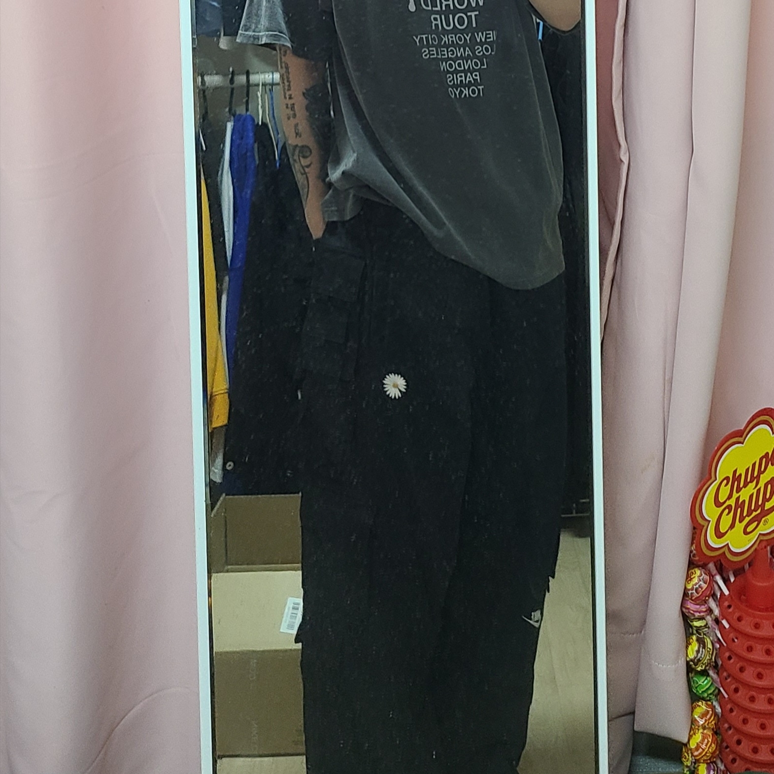 Nike x Peaceminusone Wide Pants Black (DR0096-010) 착용 스타일 - 2